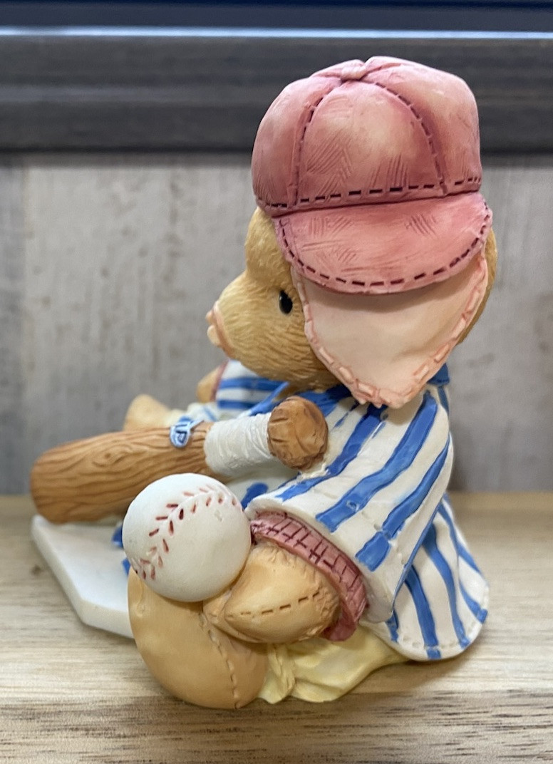 Enesco This Little Piggy “This Little Piggy Cried Whee Whee Whee” Mary Rhyner