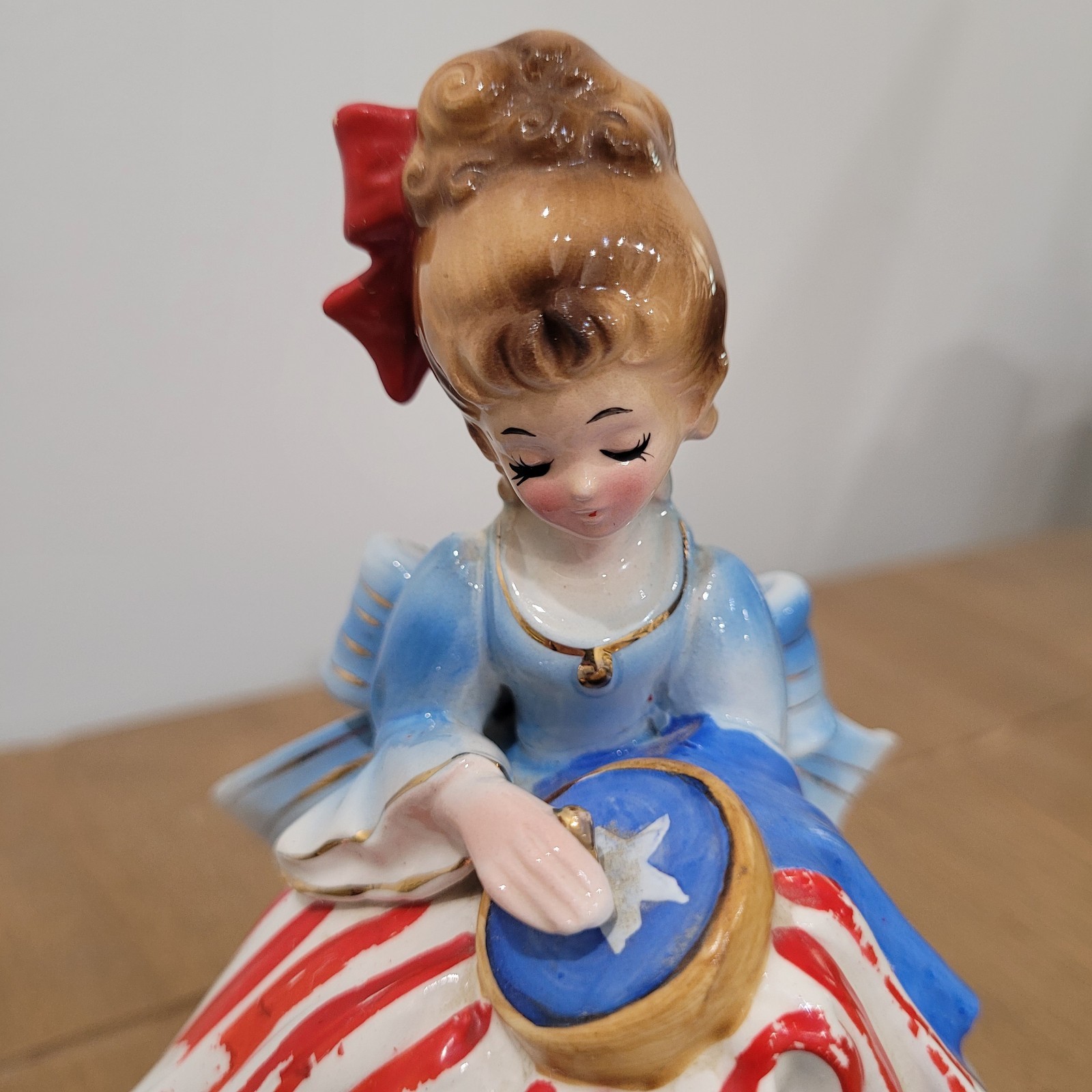 Josef Originals Beautiful Betsy Ross Figurine Music Box