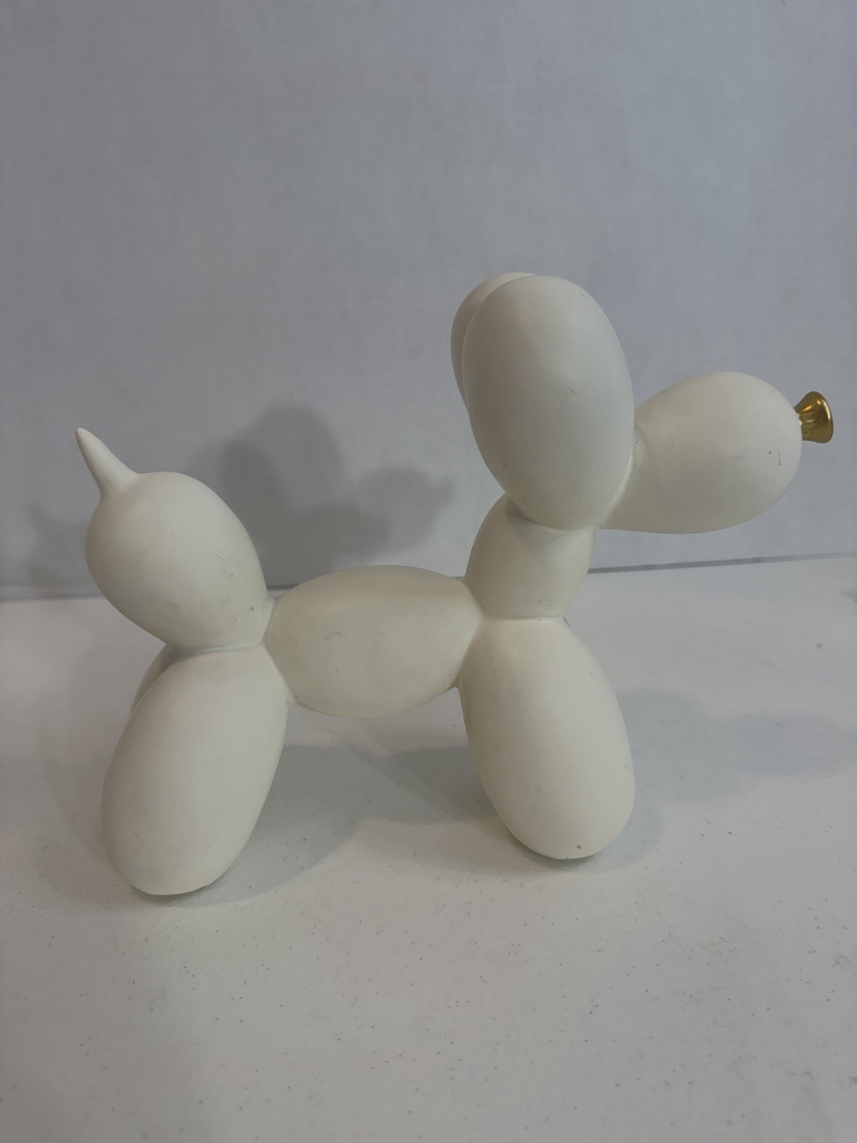 Ceramic Balloon Dog Statue Cute Felt Feet 7″ Tall Home Decor