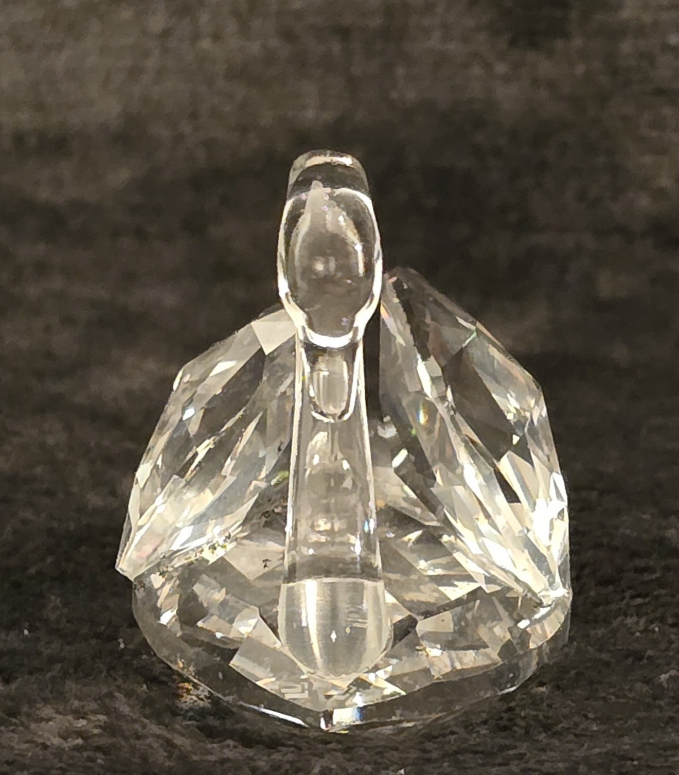 4 SWAROVSKI Beauties of The Lake Crystal Swans