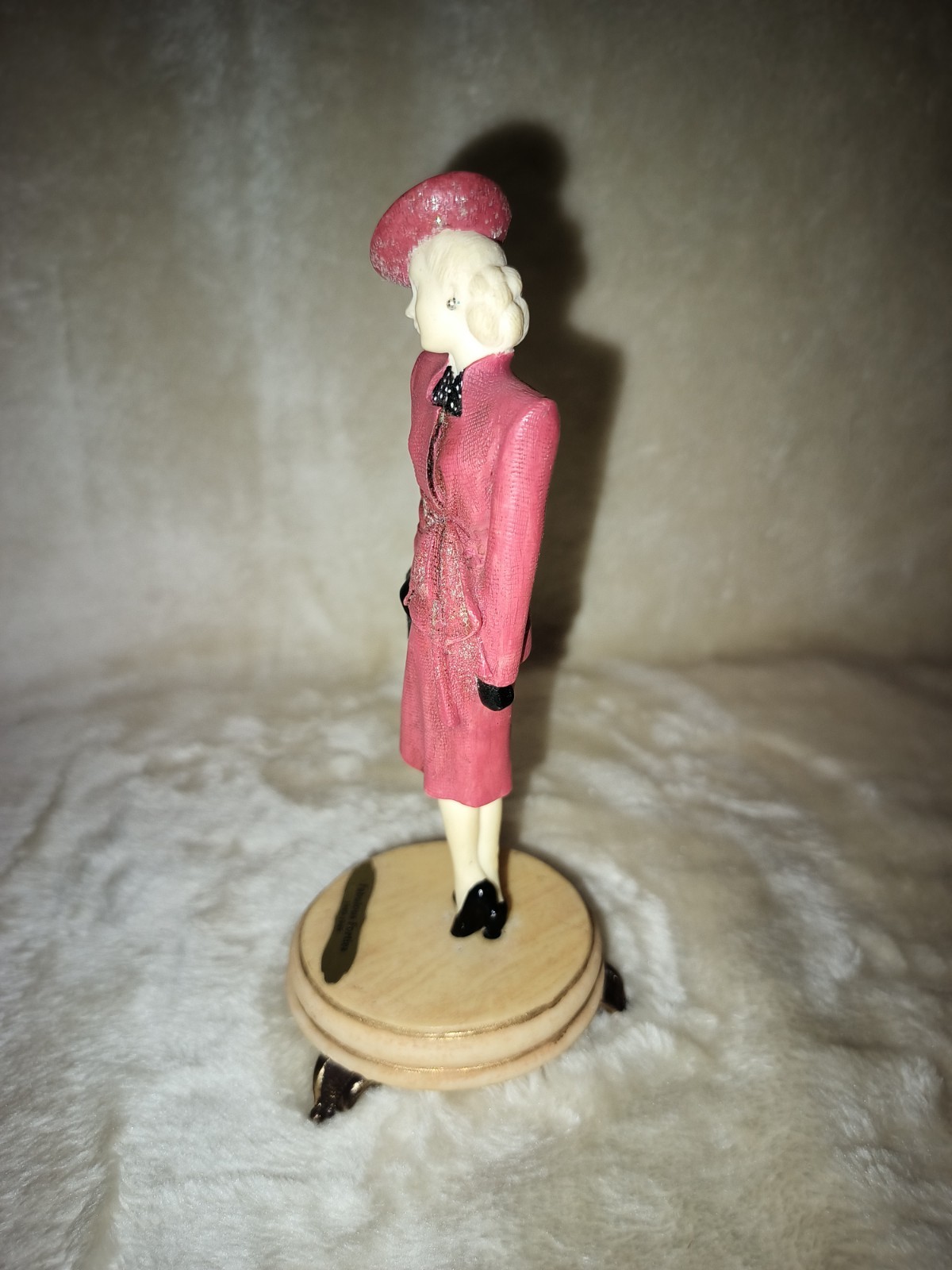 Fabulous Forties 1940-1949 Fashion Figurine Statue Great Fashions 20th Century