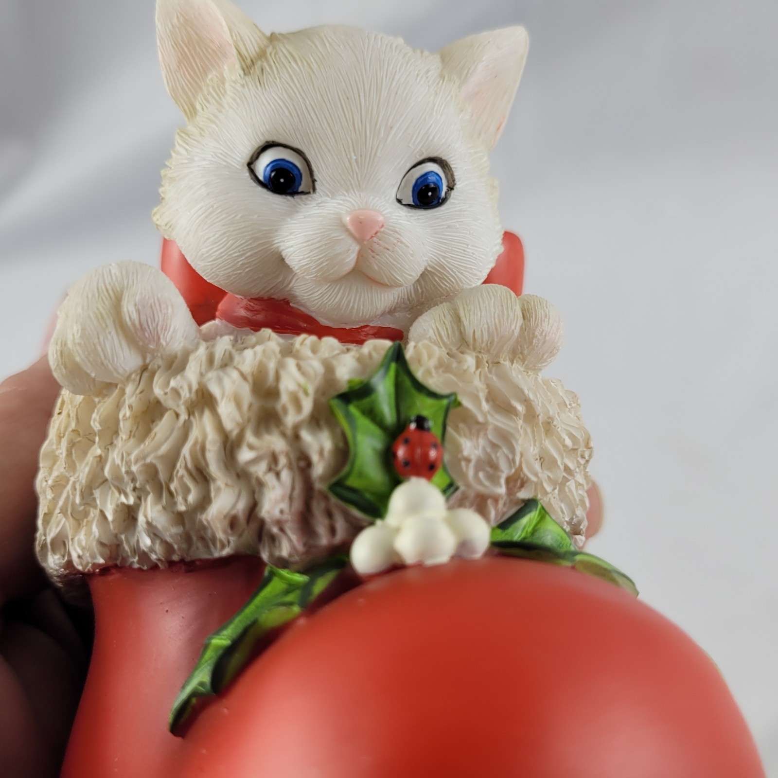 Enesco Charming Purrsonalities “Are You Santa?” 4027986 Cat in Boot Figurine…