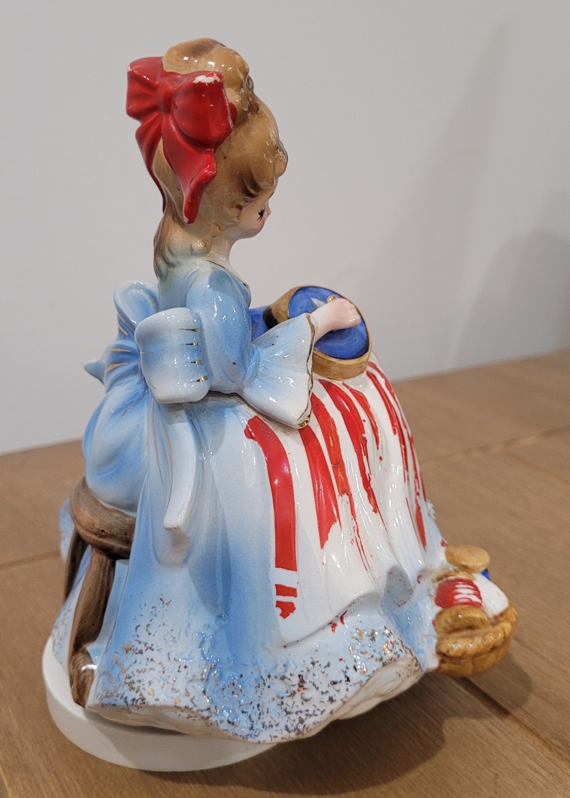 Josef Originals Beautiful Betsy Ross Figurine Music Box
