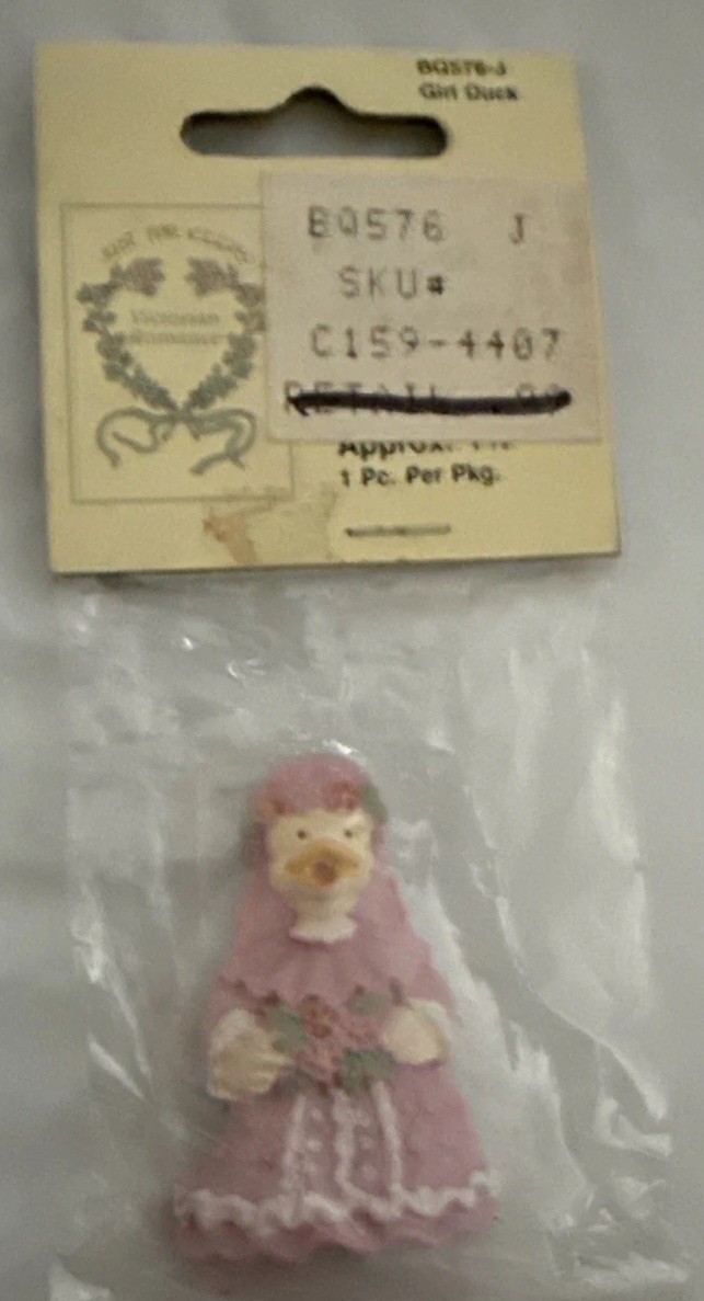 Wang’s International Pre-Painted Resin – Girl Duck BQ576-J