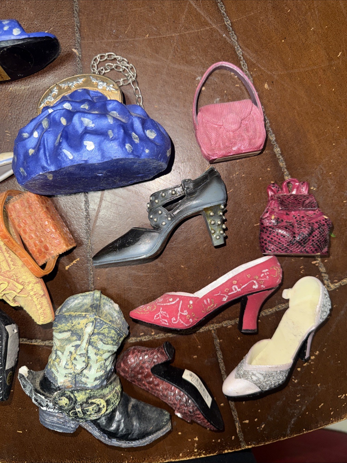 Collectable Ceramic Victorian shoe Lot (HOME17)