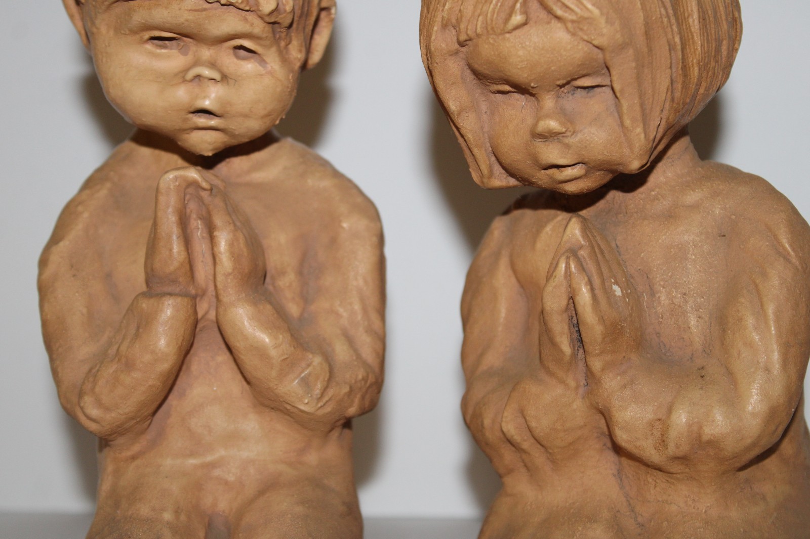 Vintage Dave Grossman Designs Sculpture Young Girl & Boy Praying Figure Statue