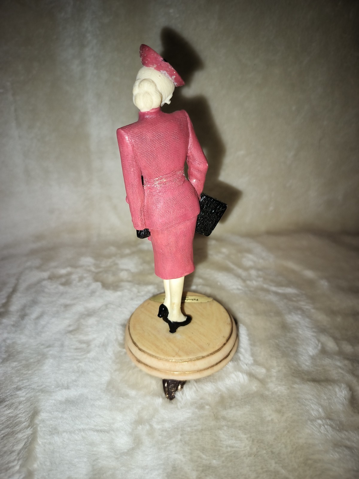 Fabulous Forties 1940-1949 Fashion Figurine Statue Great Fashions 20th Century