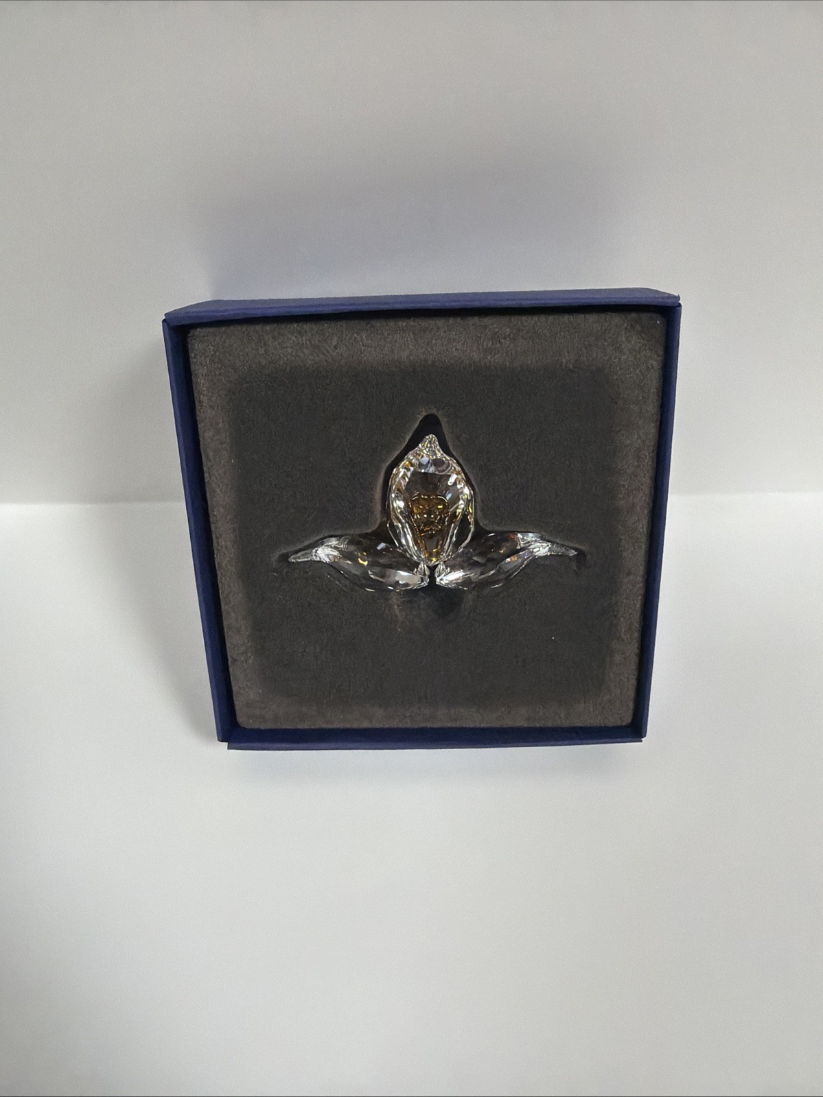 SWAROVSKI African Orchid 2018 Membership Gift 5301553 In Box