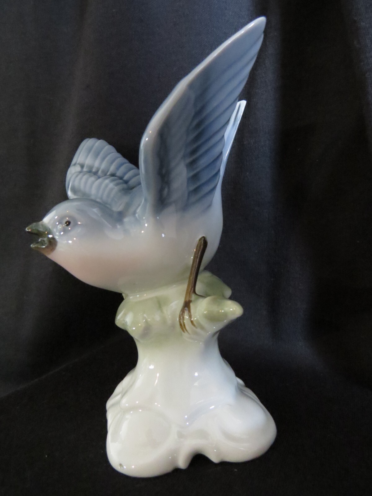 VTG. Gerold & Co. Bavaria Porcelain Blue Bird Figurine. c.1960s