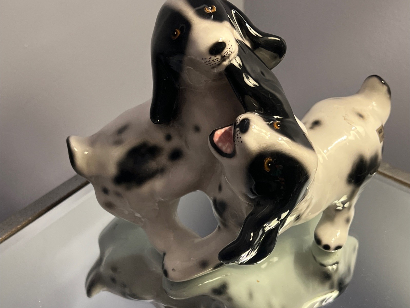 Vintage Playful SPRINGER SPANIEL DOG Puppies PORCELAIN ANIMAL FIGURINE Italy