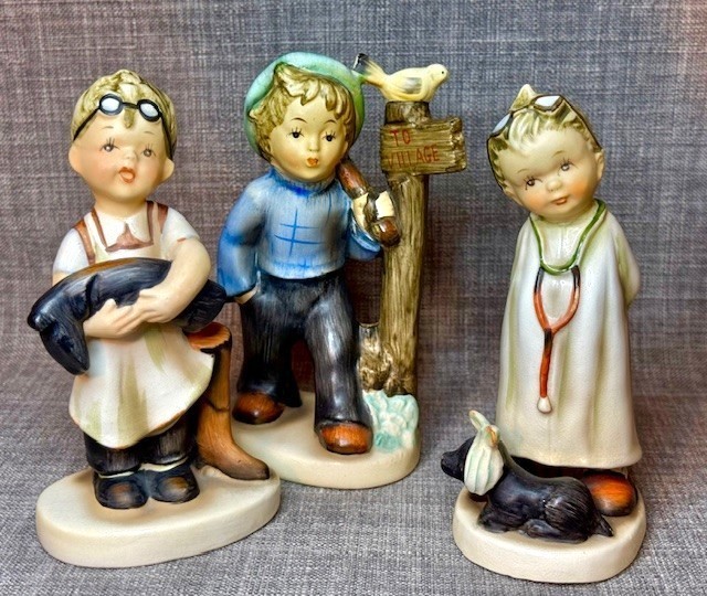 Set 3 NAPCO Figurines Little Vet – Boots – Vagabond # SH1B 5 1/2 in. w/ Sticker