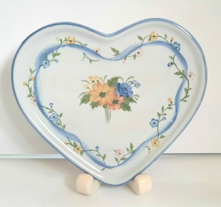 Andrea By Sadek Heart Shaped Plate Made in Thailand Yellow Blue Floral Pre-owned