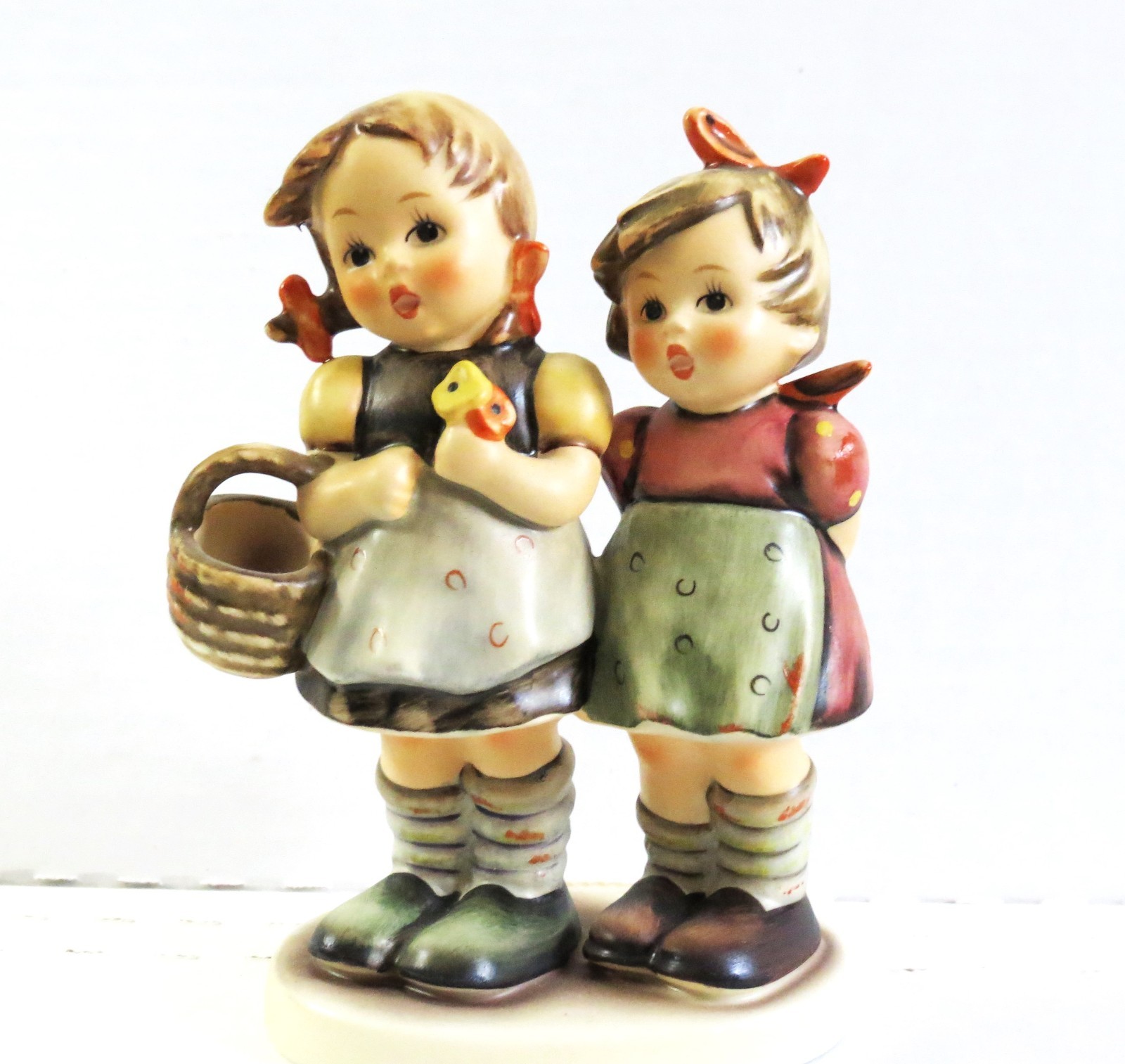 Hummel Daddy’s Girls Figurine W Germany Goebel 371 4.75in