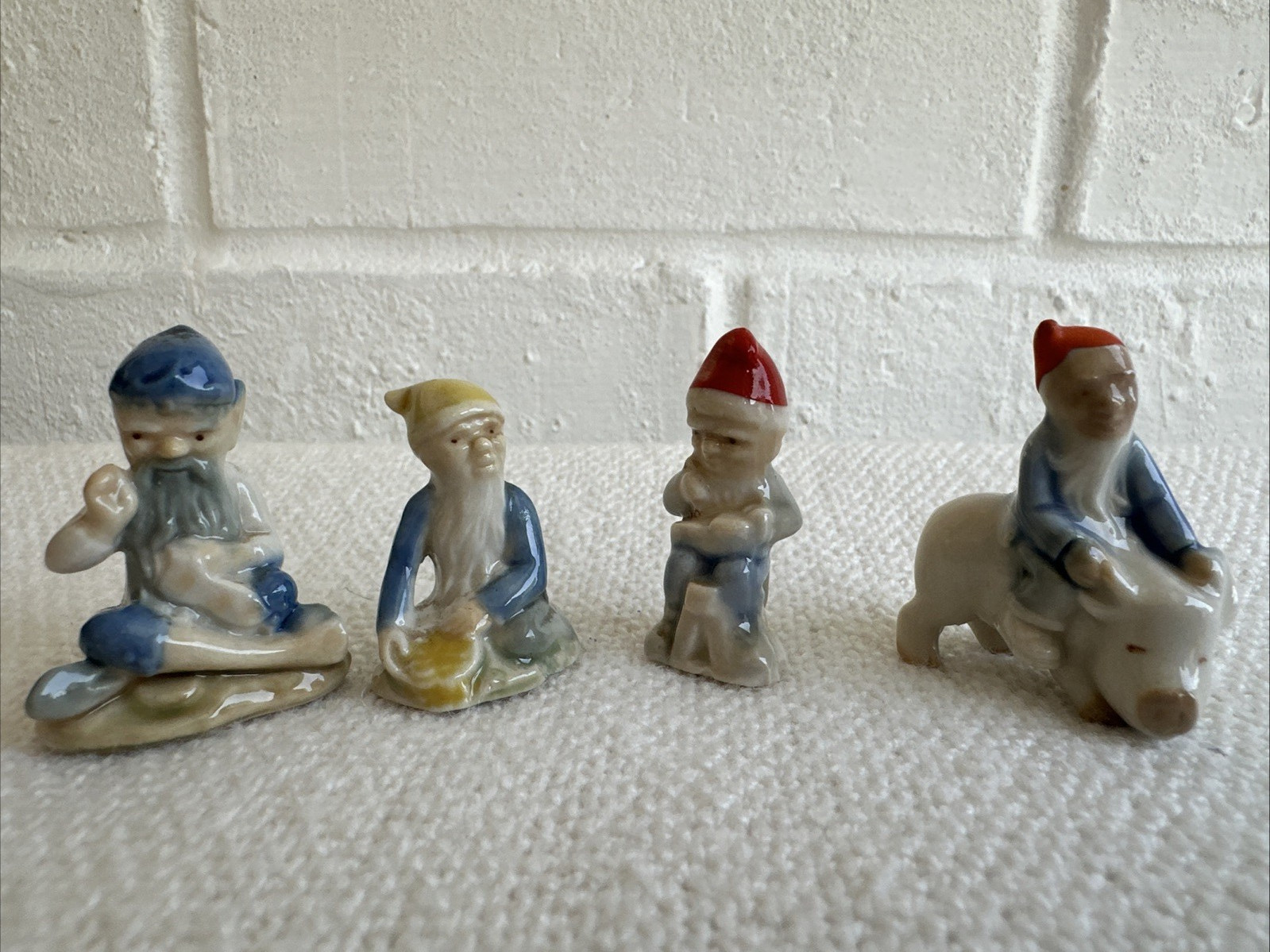 4 Wade Whimsies Leprechaun On Pig, Lucky Tailor, Cobbler, Crock Of Gold
