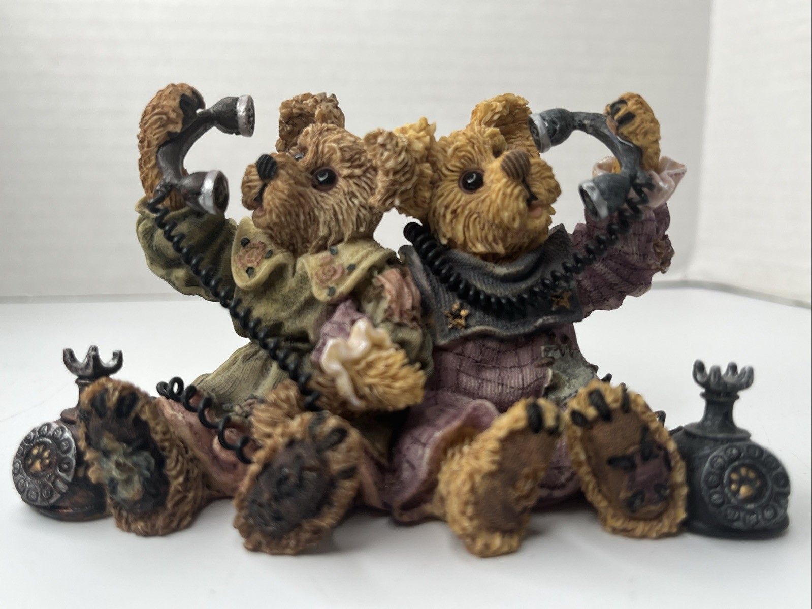 1999 Boyds Bears Alexandra and Belle Telephone Tied #227720 Bearstone Collection