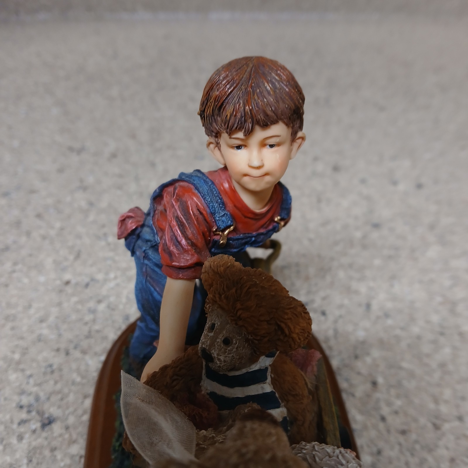 Timeless Treasures The Long Haul 1999 Vanmark Limited Edition Figurine 5″×5.25″