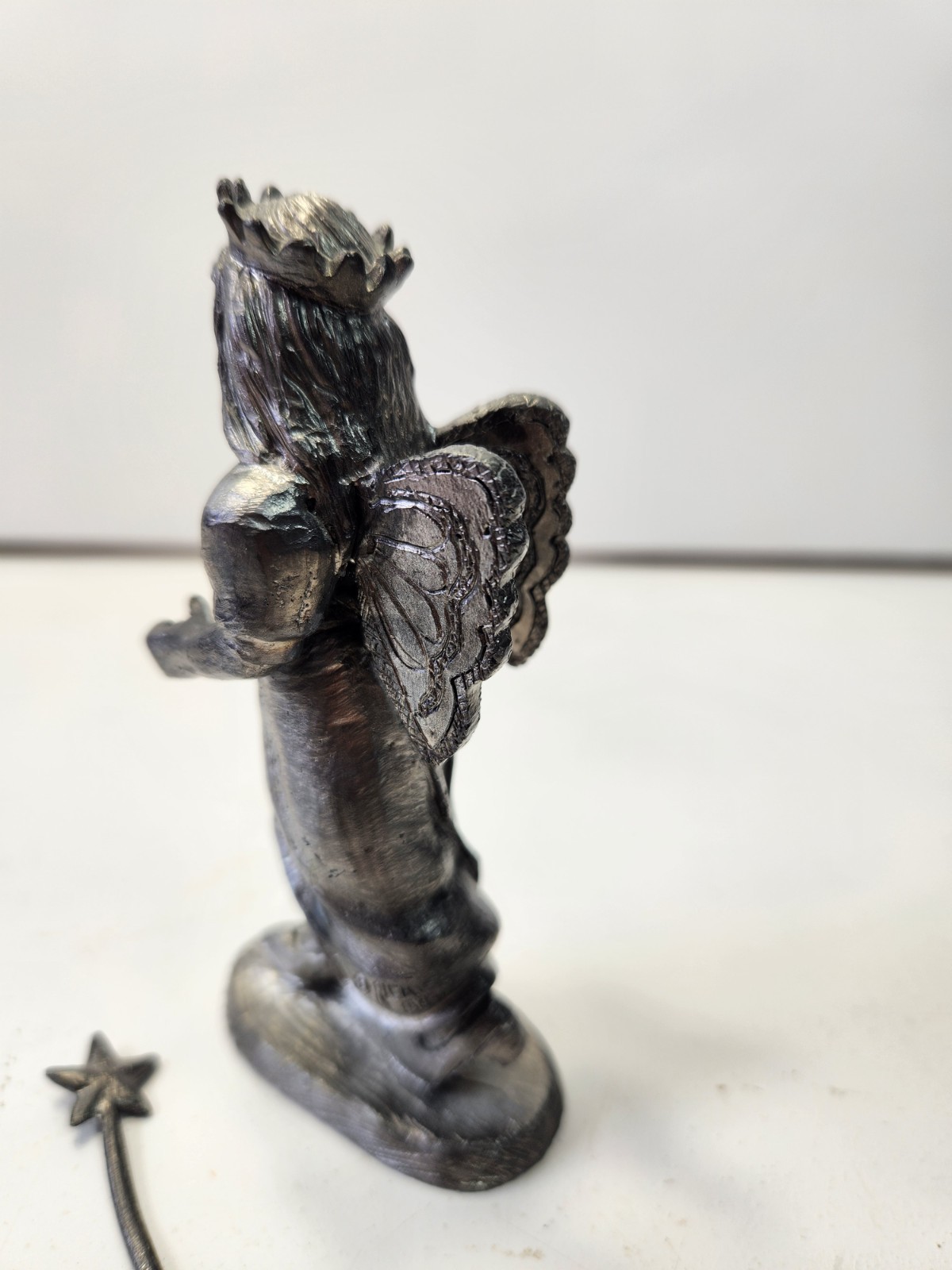 1995 VTG MICHAEL RICKER PEWTER “AMANDA” COLL. SOCIETY NO.1651 WITH PAPERS WAND