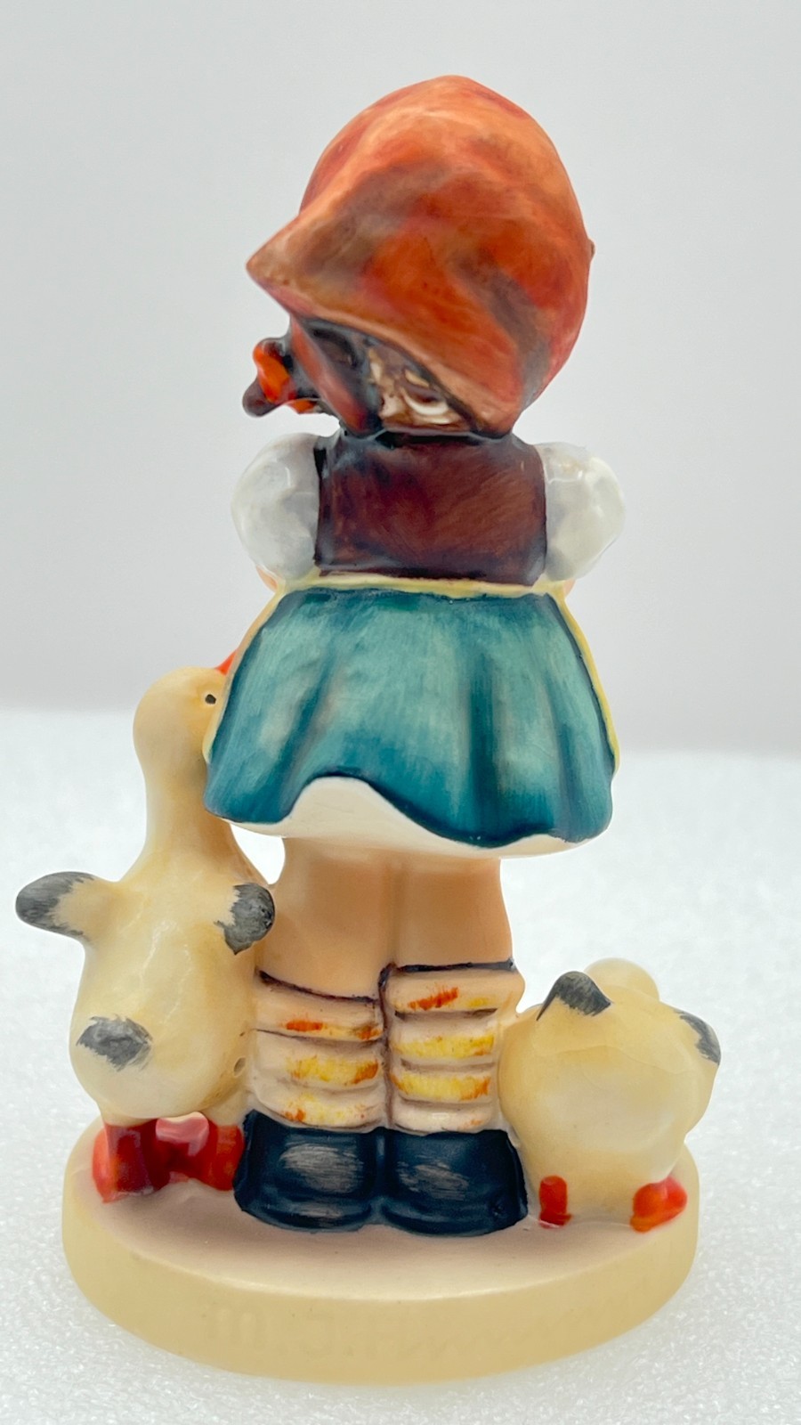 Vintage Goebel M.I. Hummel “Be Patient” Figurine #197 2/0 (TMK-4, 1964-1972)