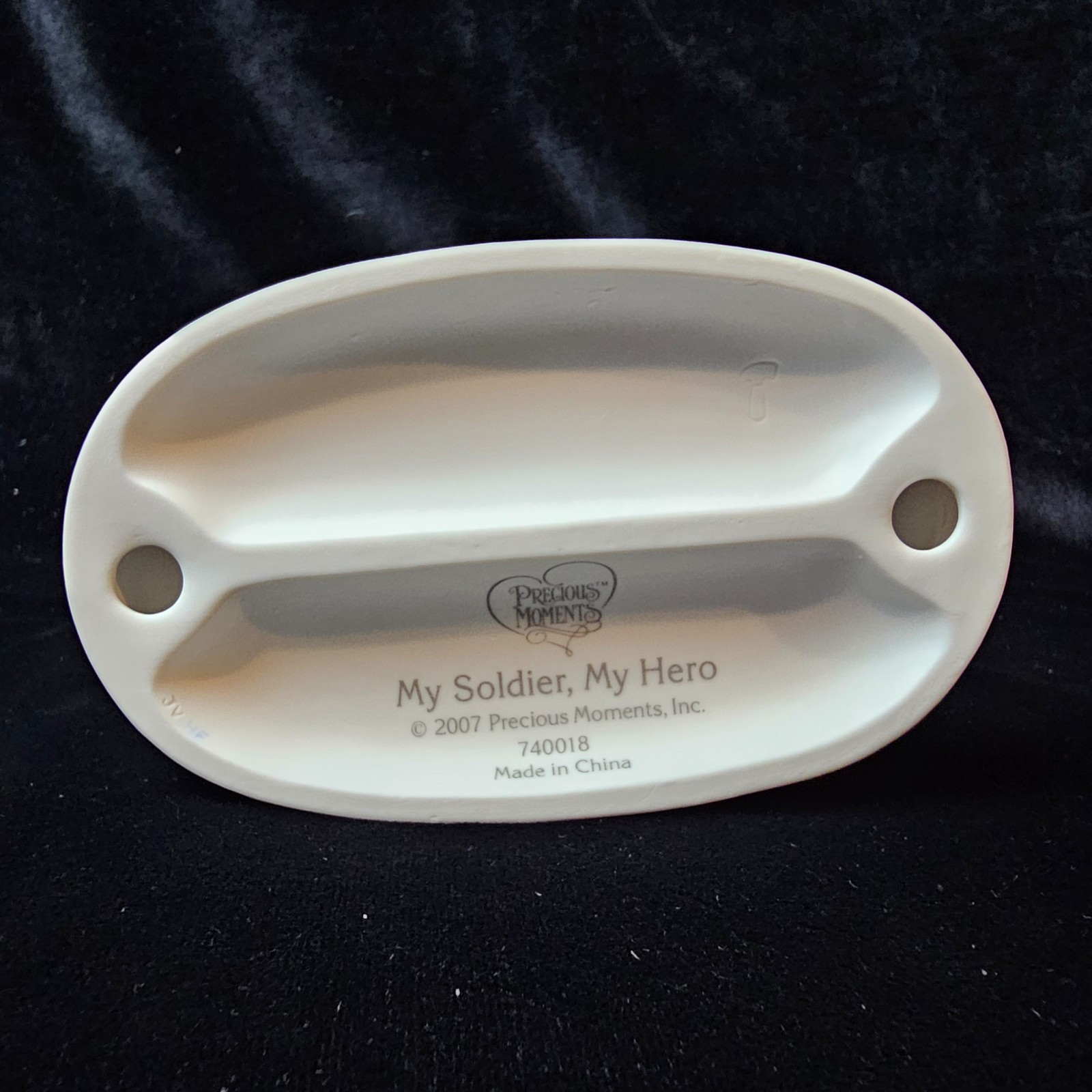Precious Moments “My Soldier My Hero” USA Military Armed Forces America 740018