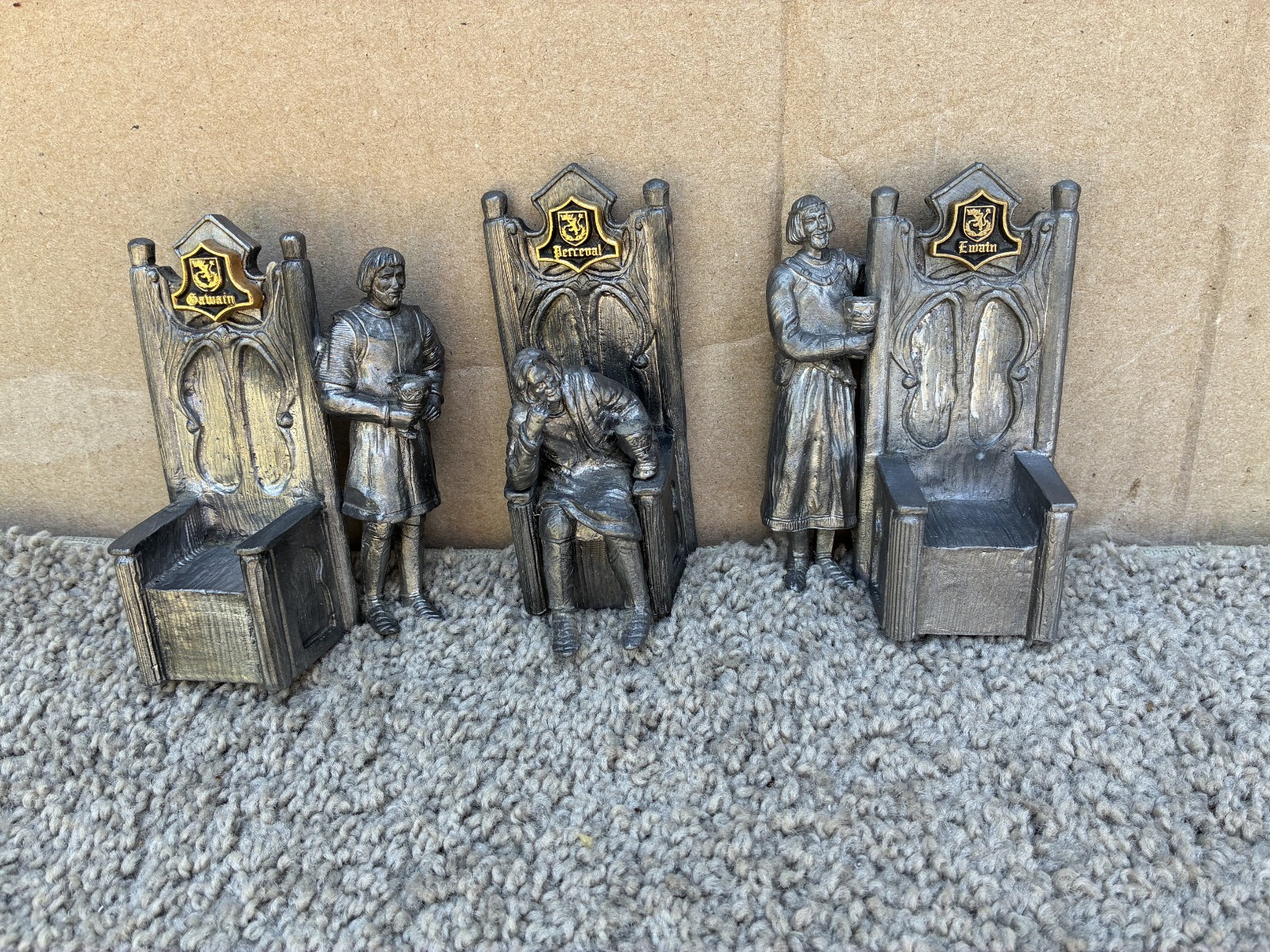 Michael Ricker Pewter Knights King Arthur Round Table 15 Figures Gold Crests Sig