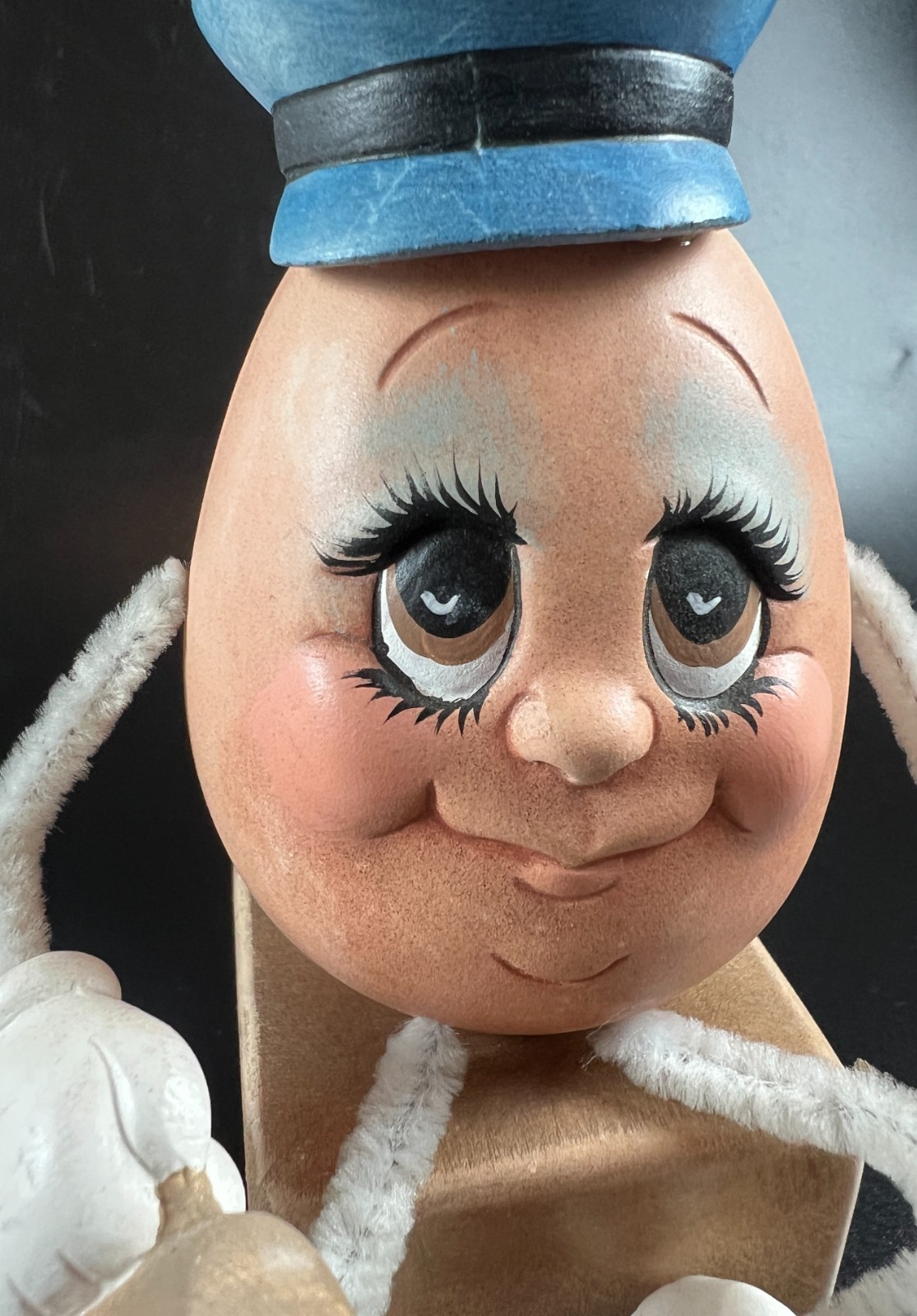 Vintage anthropomorphic egg shelf sitter hat coffee Humpty Dumpty Kitsch pipe cl