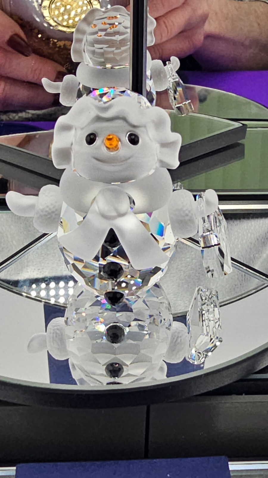 NEW~Swarovski Crystal~**SNOW WOMAN & PURSE**~Austria~BOX & COA~2 1/8″Tall~655376