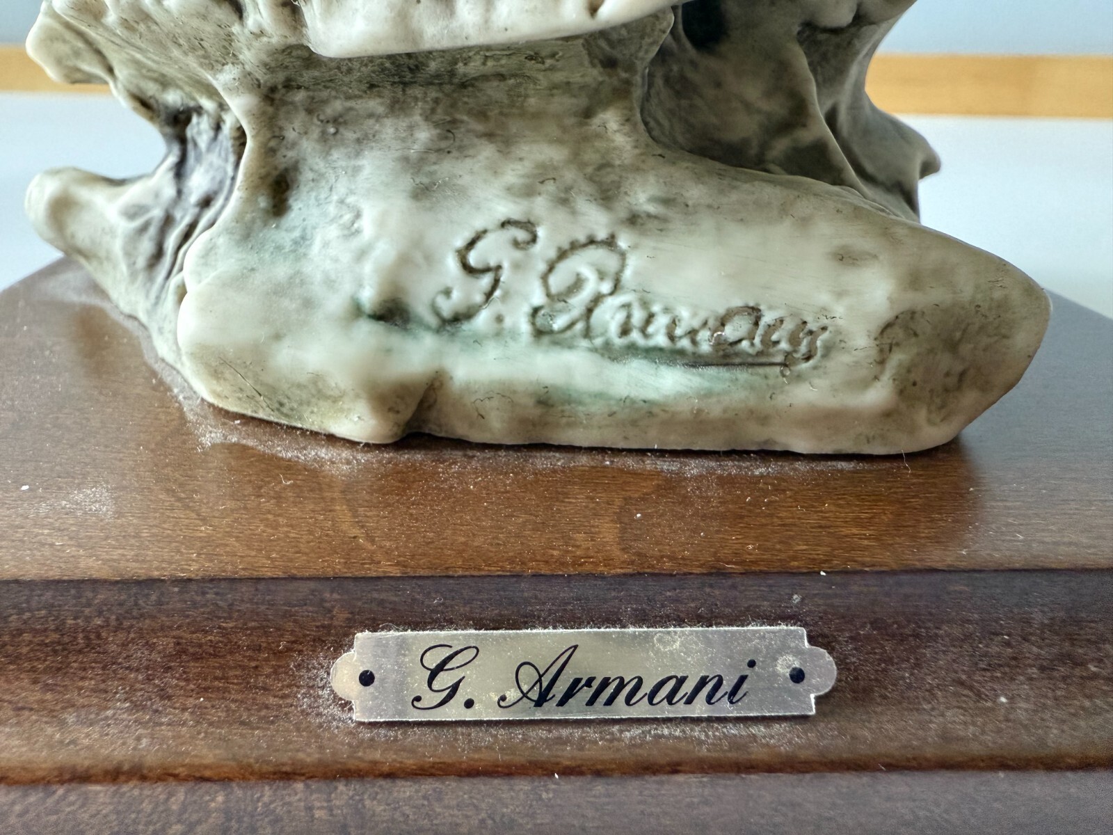 G. Armani Capodimonte Signed Eagle Landing On A Rock Statue w/ Wood Base
