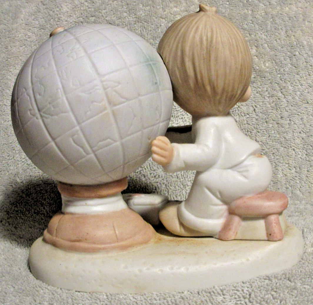 1997 Precious Moments “Jesus is the Answer” Figurine -1381 NIB Free Shipping