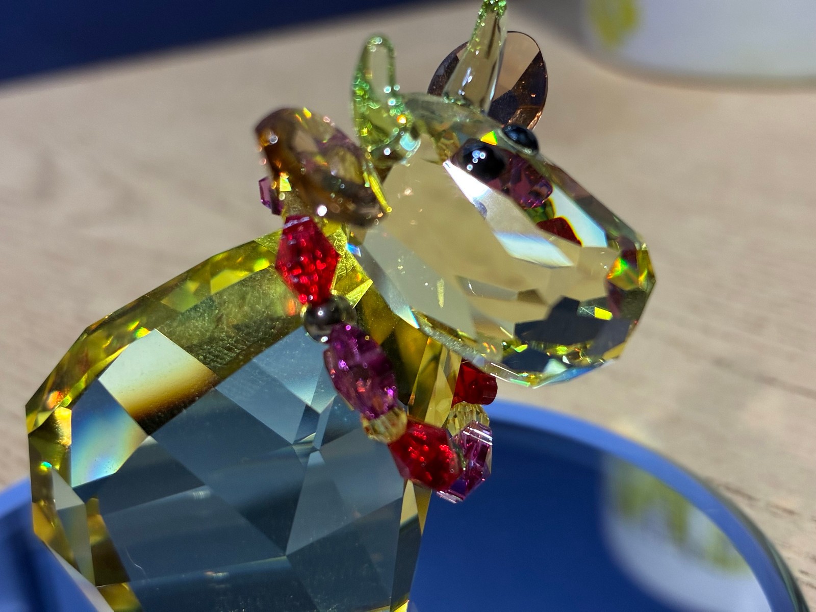 SWAROVSKI LOVLOTS 2011 SUNSHINE MO LIMITED EDITION COW 1093651 MIB with Cert