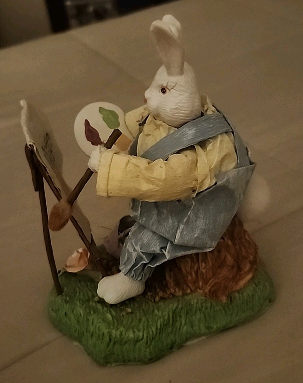 VTG Paper Mache Folk Art Rabbit Bunny Artist Eastel Painting Carrot Whimsical FP