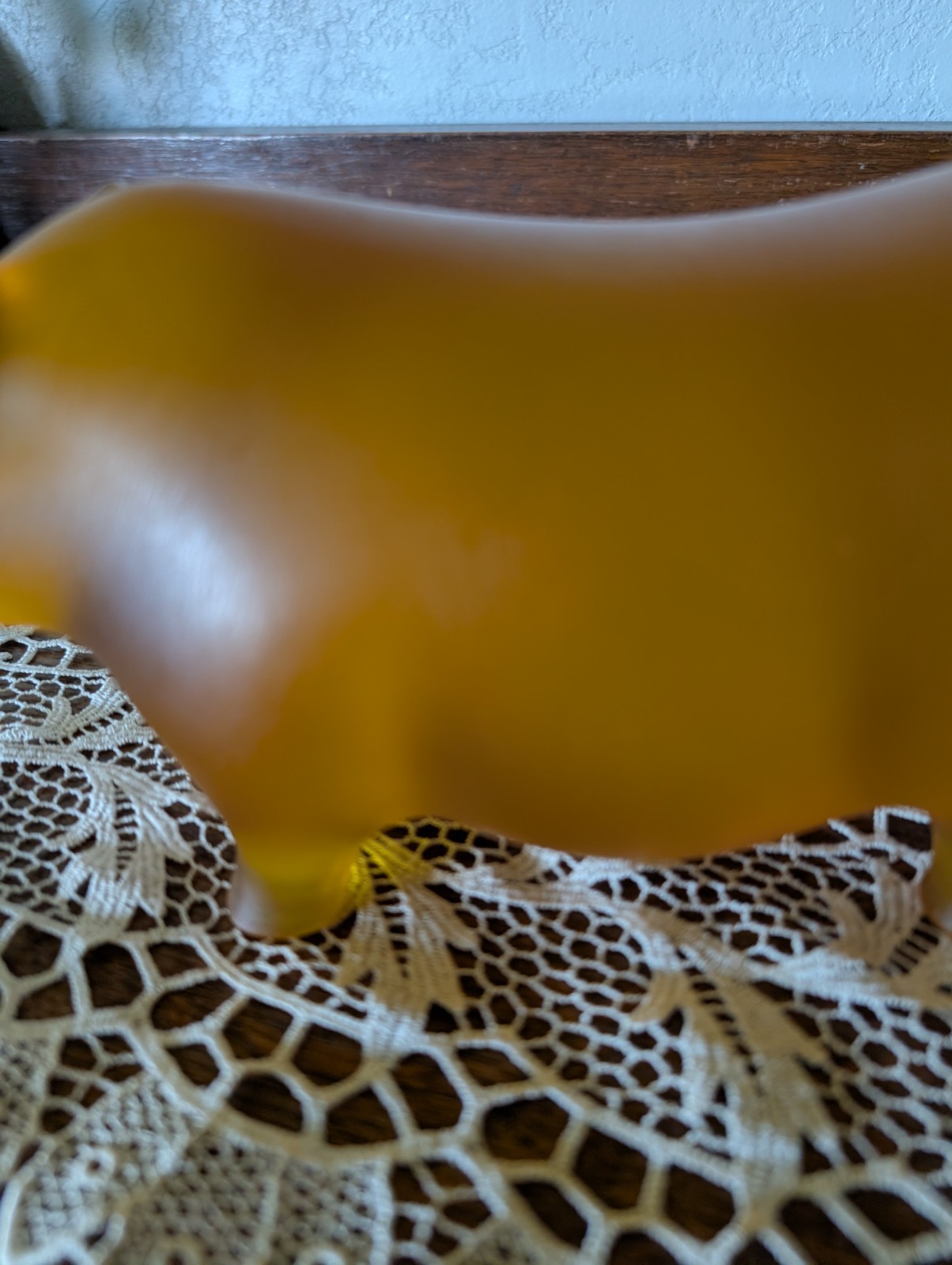 MCM ? Sascha Brastoff Resin Rhino Rhinoceros Sculpture Figurine Amber Apricot