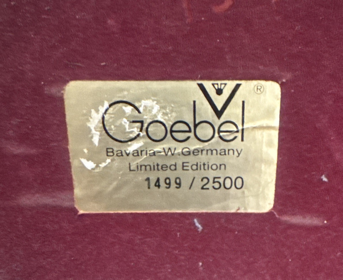 Vintage Goebel W Germany Bisque Lady Golfer Figurine Limited Ed 1499 of 2500
