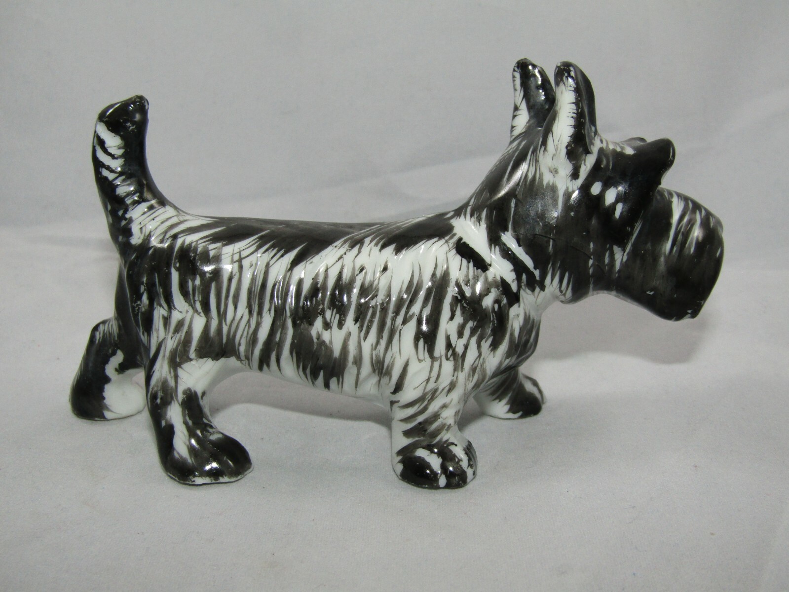 Vintage MCM Ceramic Dog Figurine- Scotty Dog- Terrier- Japan ~ 3.0″ T x 4 1/2″ W