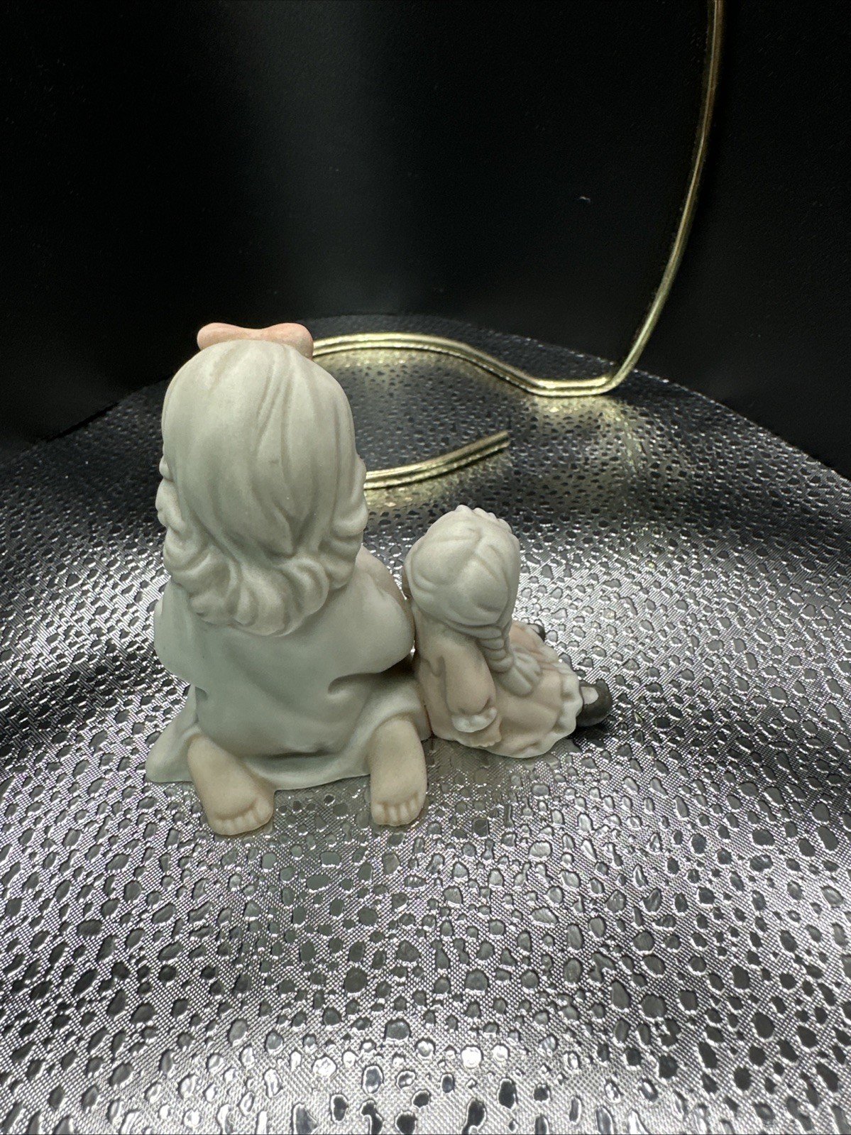 Enesco Vintage 1998 Special Limited Edition Alaska Momma Friendship Pastel
