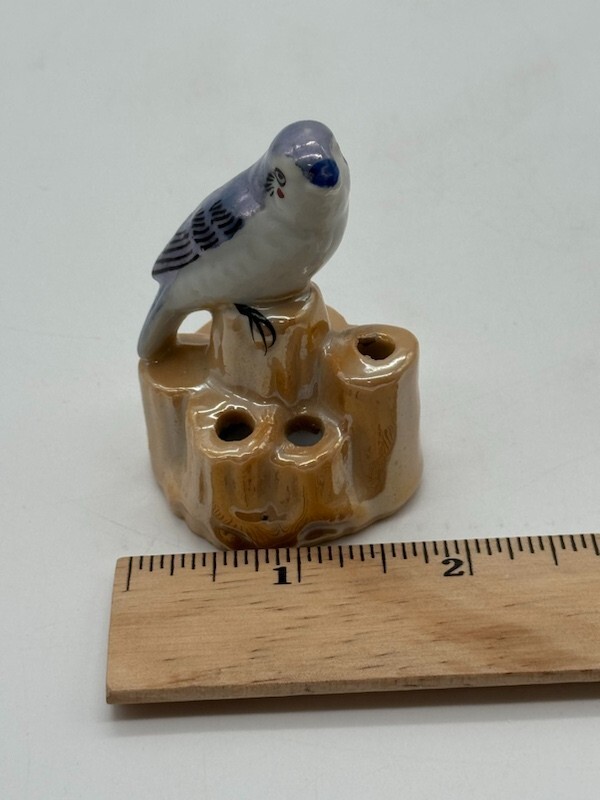 Lustre Ware Bungee Bird Figurine Made in Japan 2.5