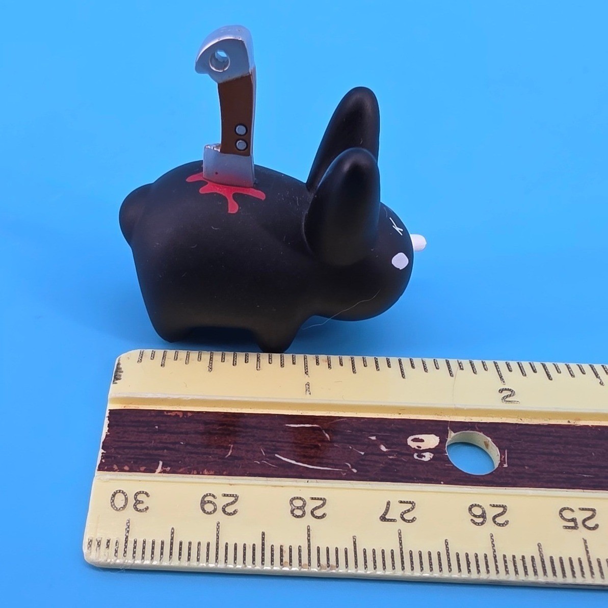 Frank Kozik x Kidrobot Smorkin Mongers Series 1 Stabbed Black Labbit Vinyl