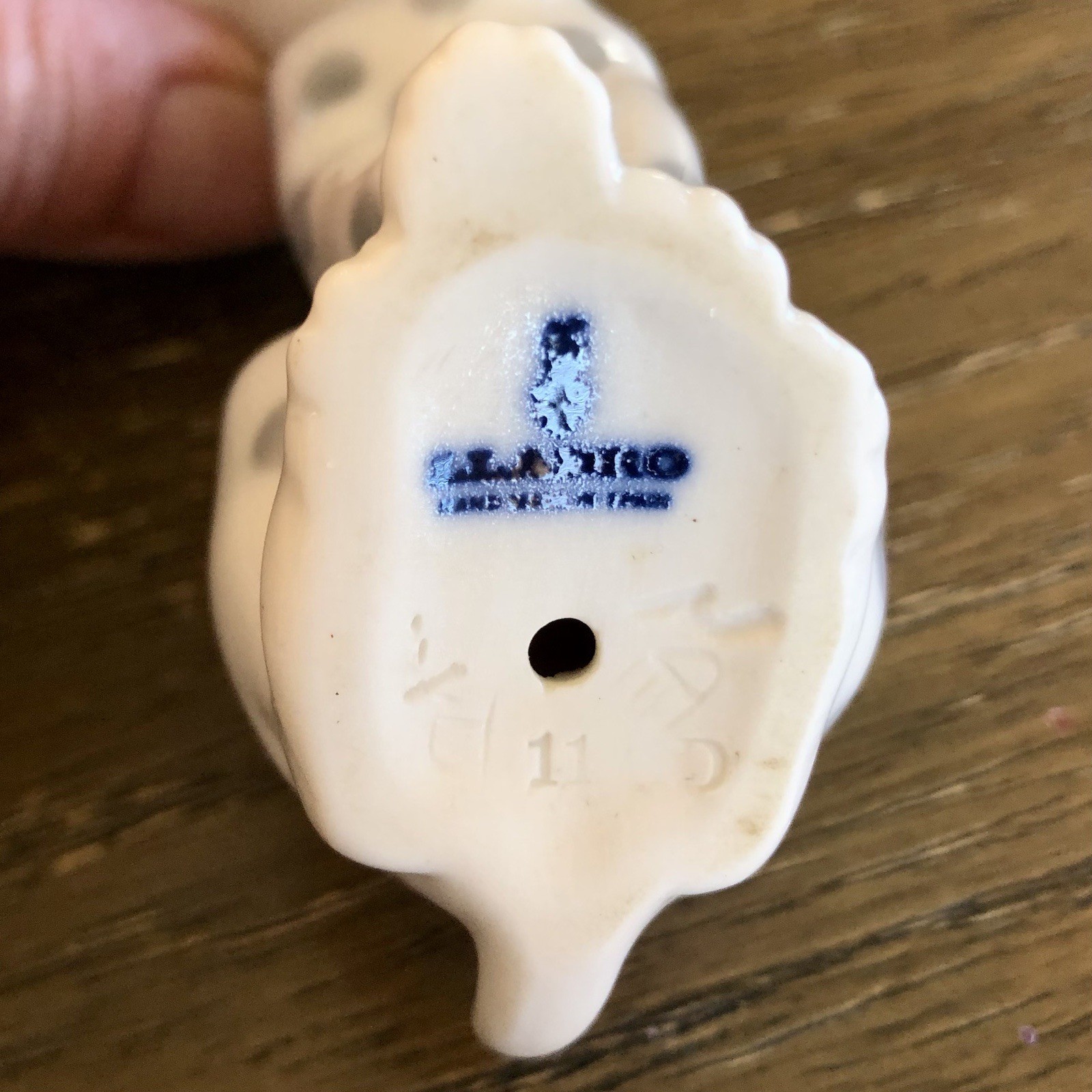 Lladró Porcelain Dog Figurine – Sitting Puppy – Vintage 1985–1995 – Hand Made in