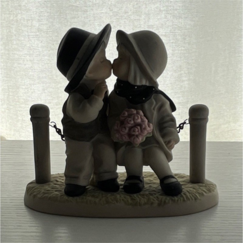 Enesco Ceramic Romantic Couple Figurine Hand Painted Matte 1996 Small