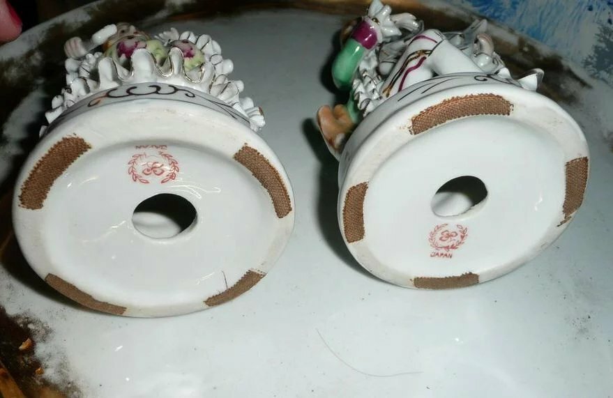 Vintage Louis XV Pair of Young Lovers figurines