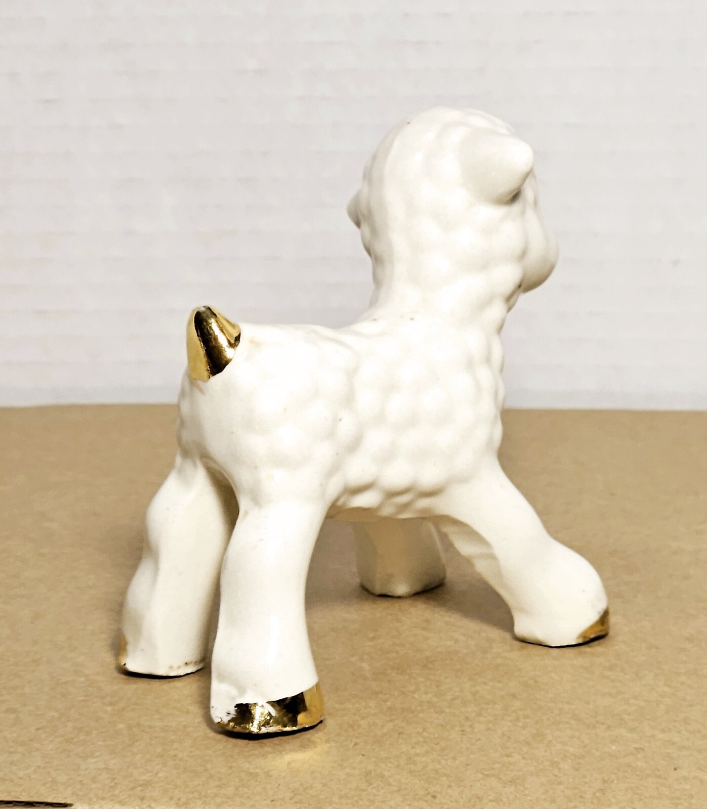 Vintage 1950s Collectible Porcelain/Ceramic Baby Lamb W/ 24kt Gold Trim 3.75″ H