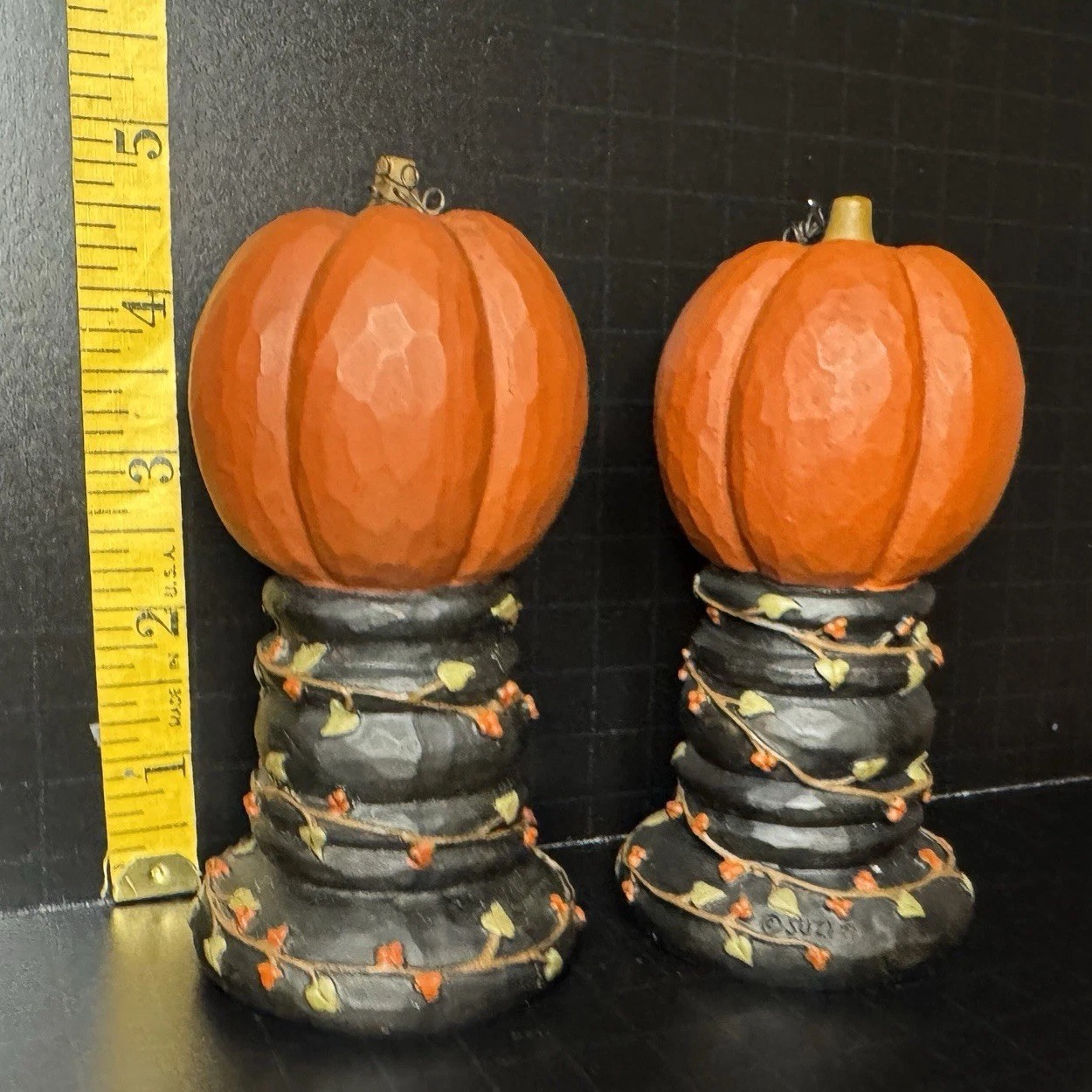 Blossom Bucket Primitive Pumpkins on Pedestal Set Fall Suzi Skoglund 2007 Rare
