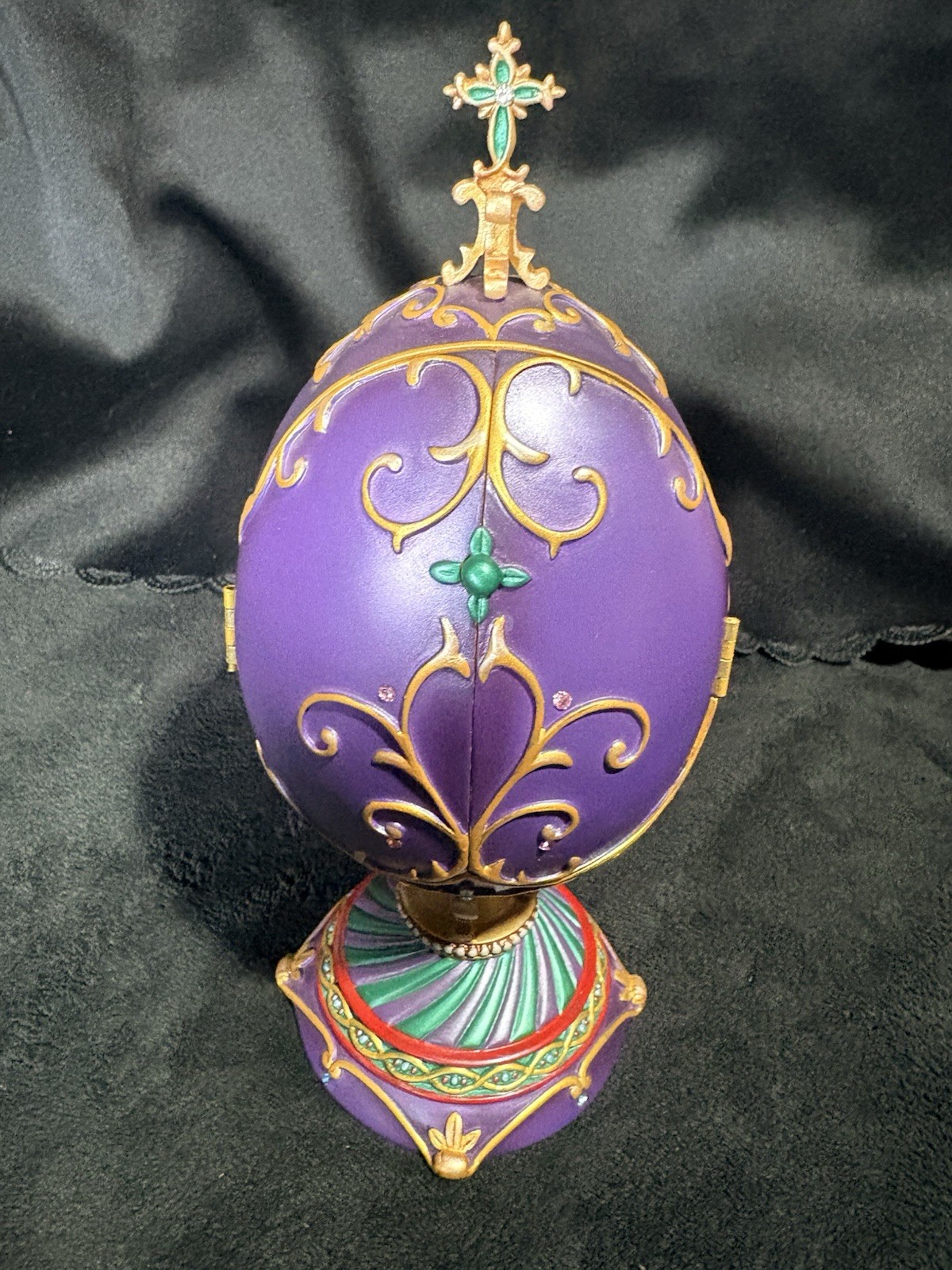 The Danbury Mint Three Wise Men Egg Nativity Figurine Jeweled Purple Gold