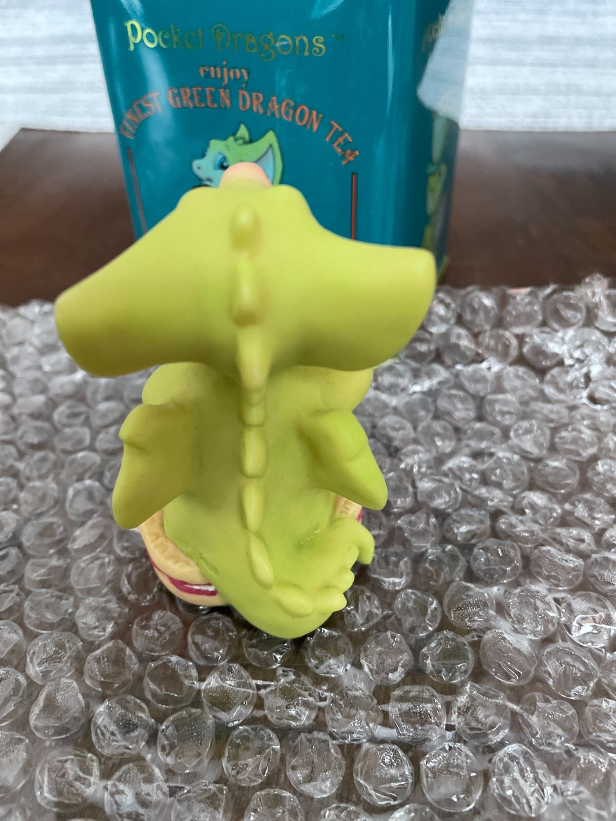 2001/2002 Whimsical World of Pocket Dragons ~ Time for Tea ~ With Tin and Pin