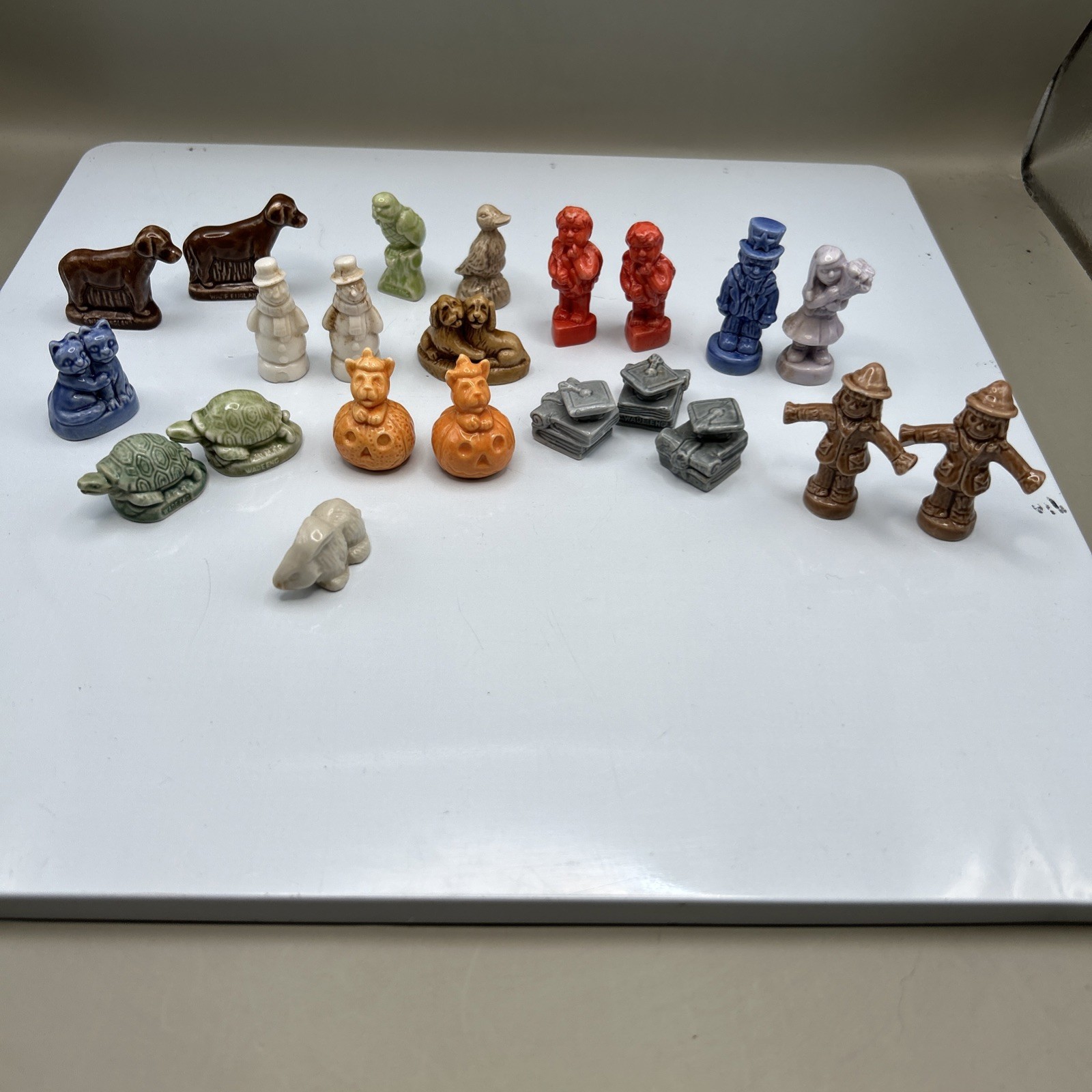 Wade Whimsies Ceramic Tea Figurine Large Lot of 22 Miniature England Vintage