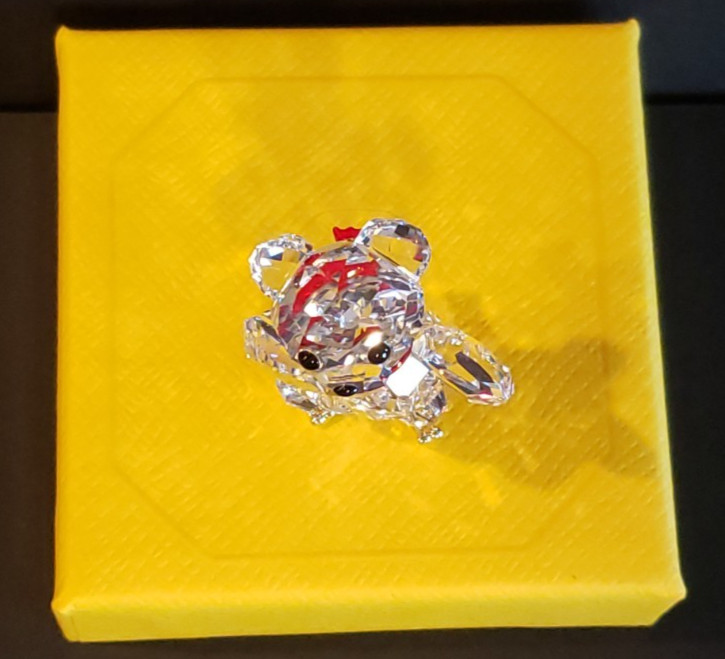 2025 Swarovski Crystal Figurine KRIS BEAR ON GOLD SKATES 130th Anniversary NIB