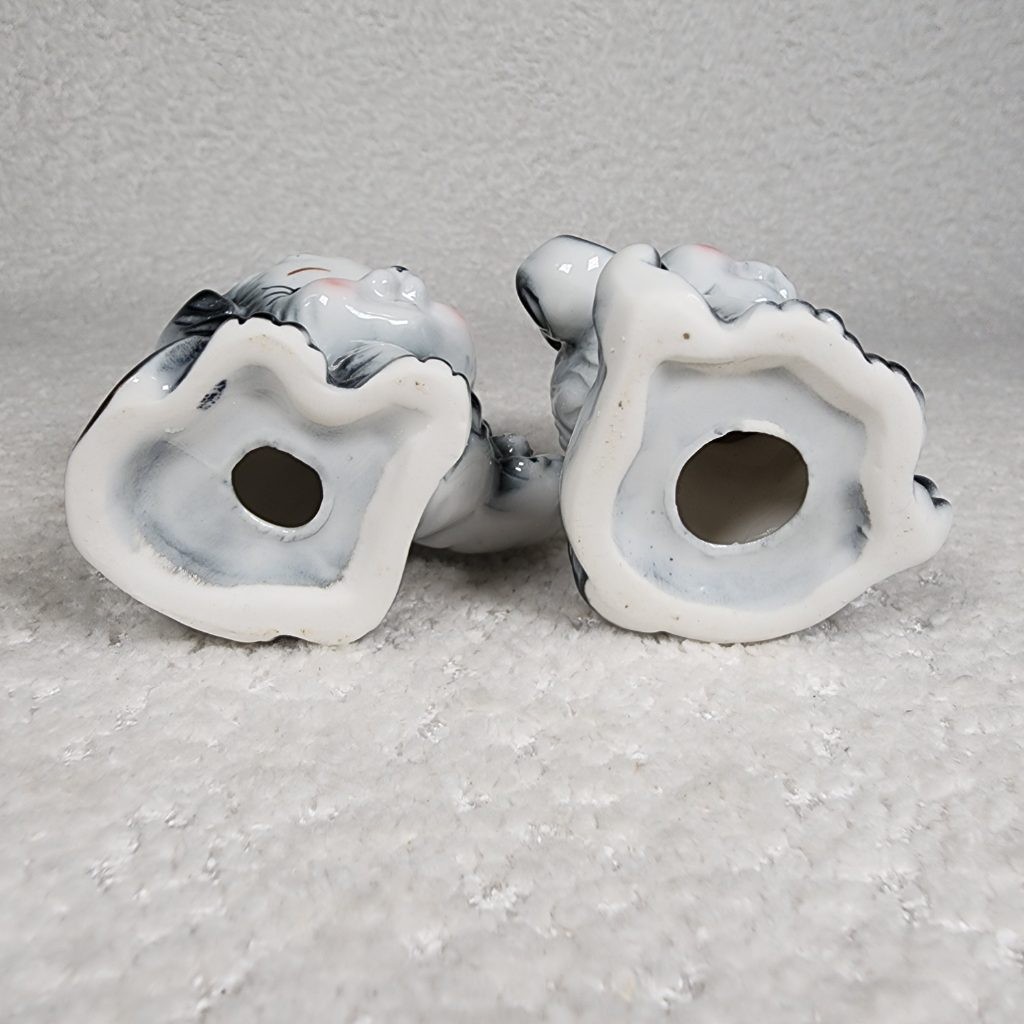 Vintage Anthropomorphic Puppy Dog Figurine Pair Ceramic Blk White Flower Kitschy