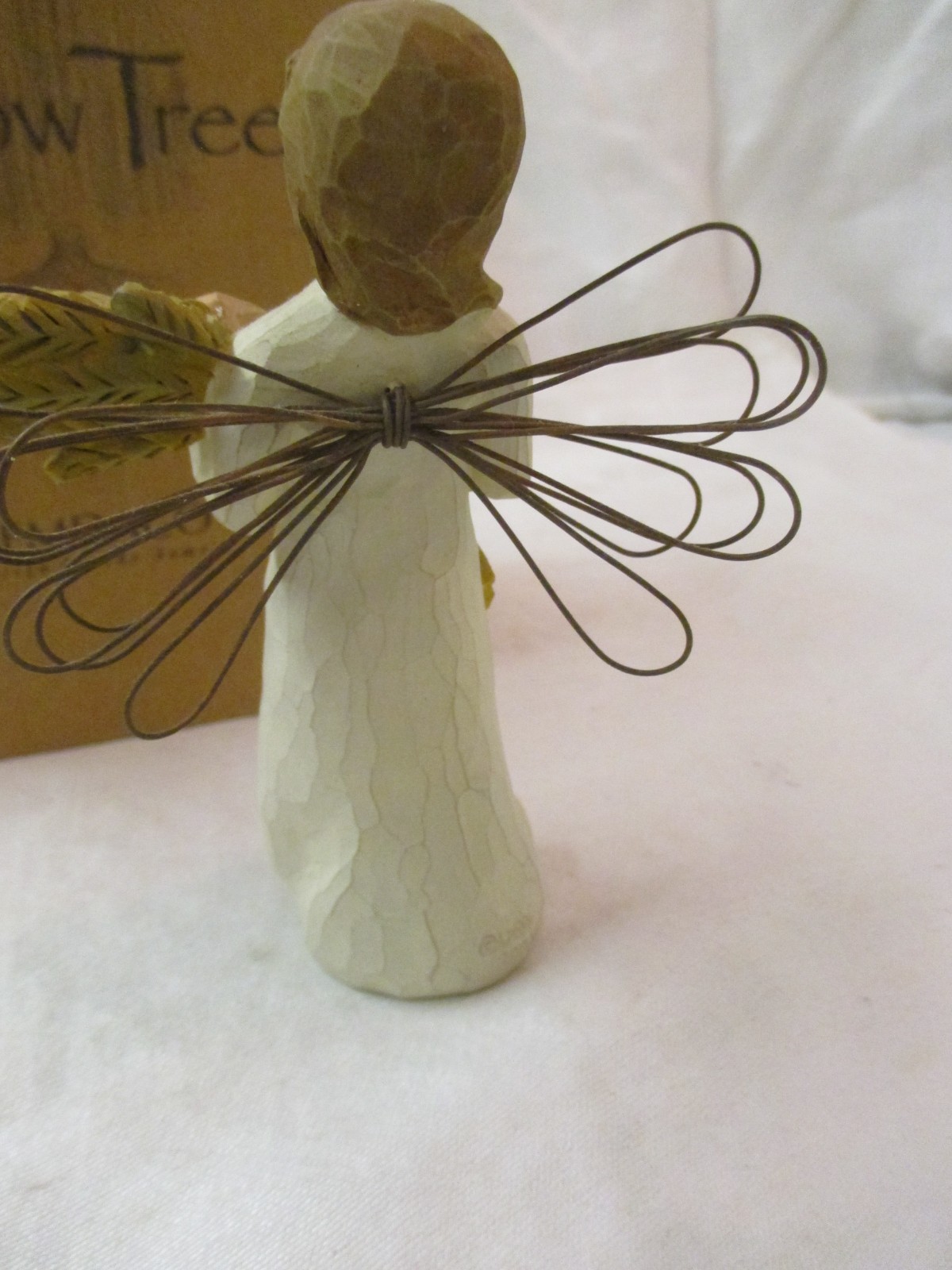 2001 Willow Tree Angel of Autumn MIB