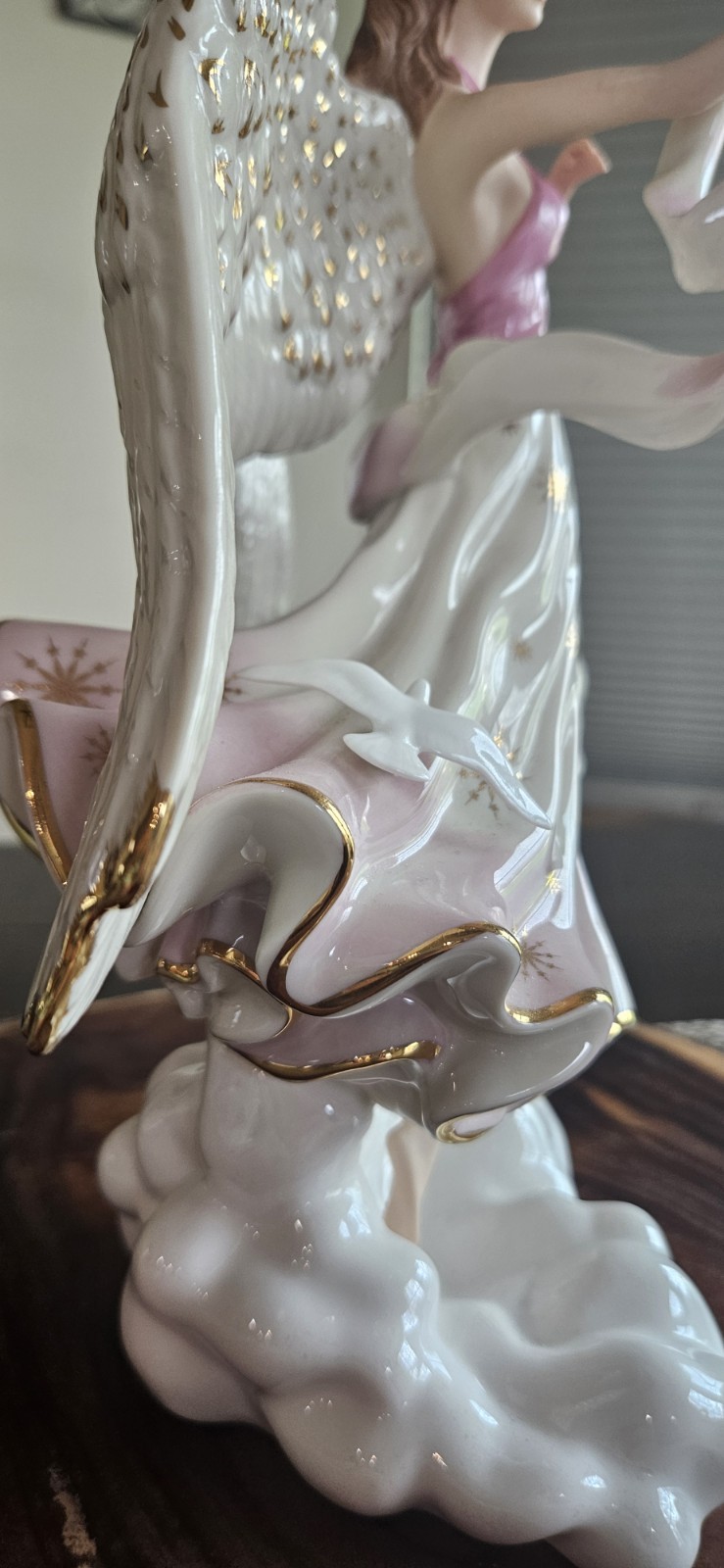 LENOX HEAVEN’S MESSENGER OF PEACE ANGEL FIGURIN Limited Edition 12.5” Gold Trim