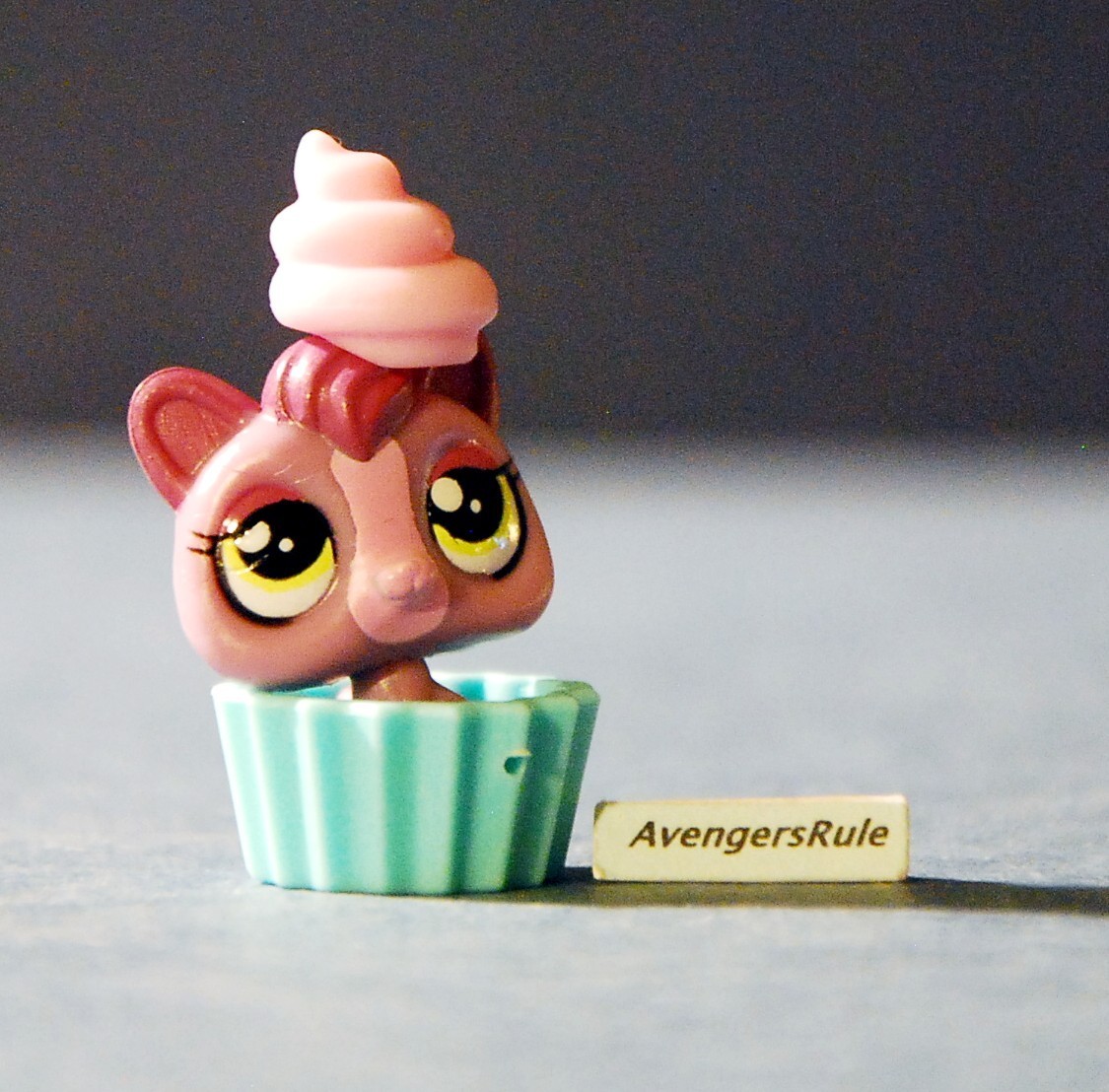 Littlest Pet Shop Mystery Wave 1 #3711 Squirrel Chipmunk Purple