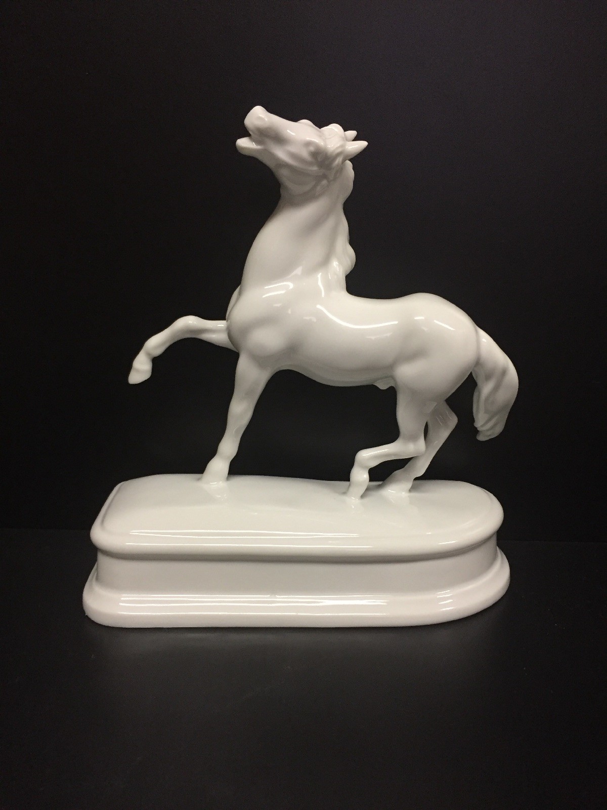 RARE HEREND HORSE 5297 IN A WHITE GLAZED FINISH, 8″ HIGH X 7.75″ WIDE